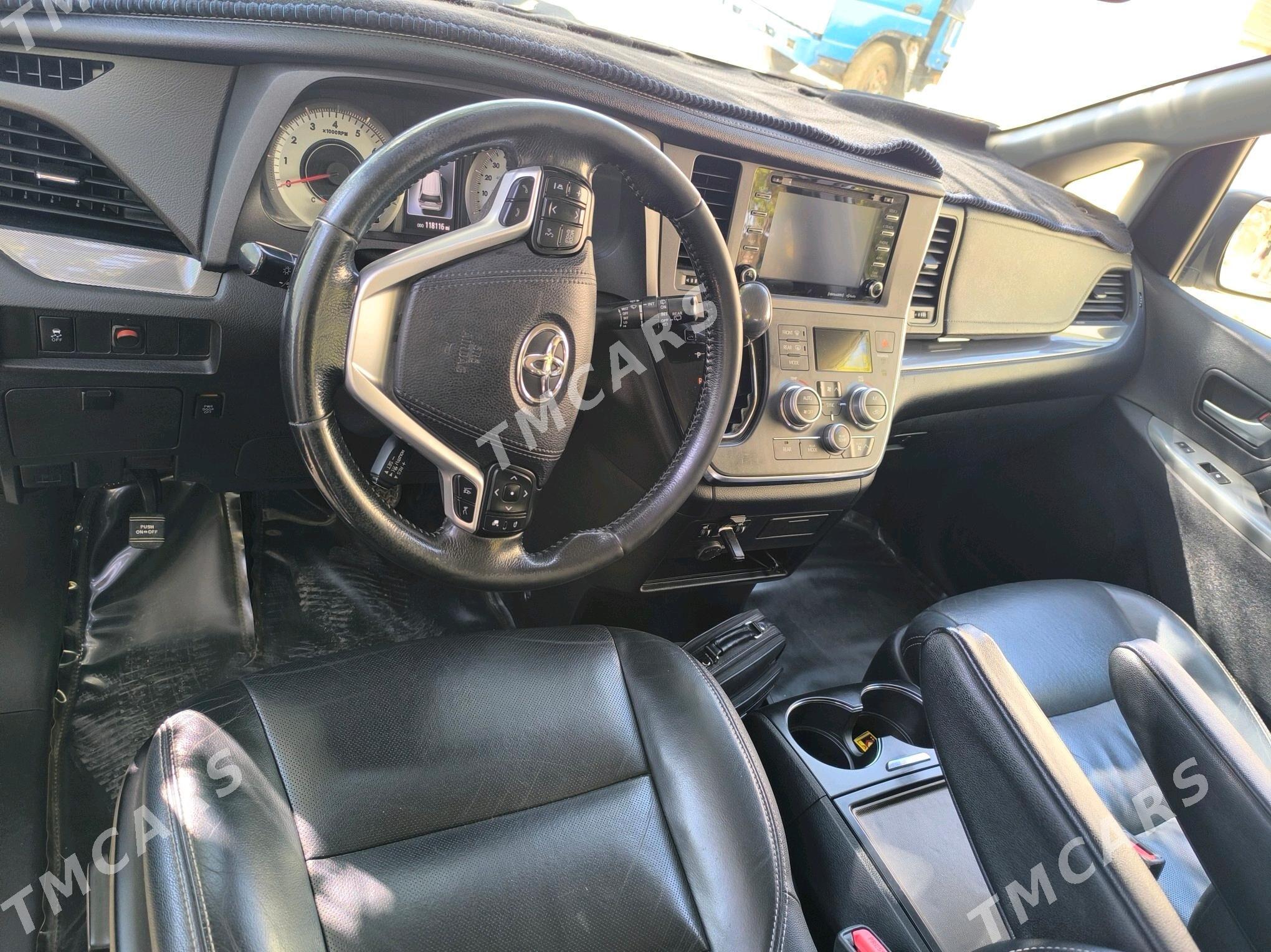 Toyota Sienna 2019 - 420 000 TMT - Койтендаг - img 8