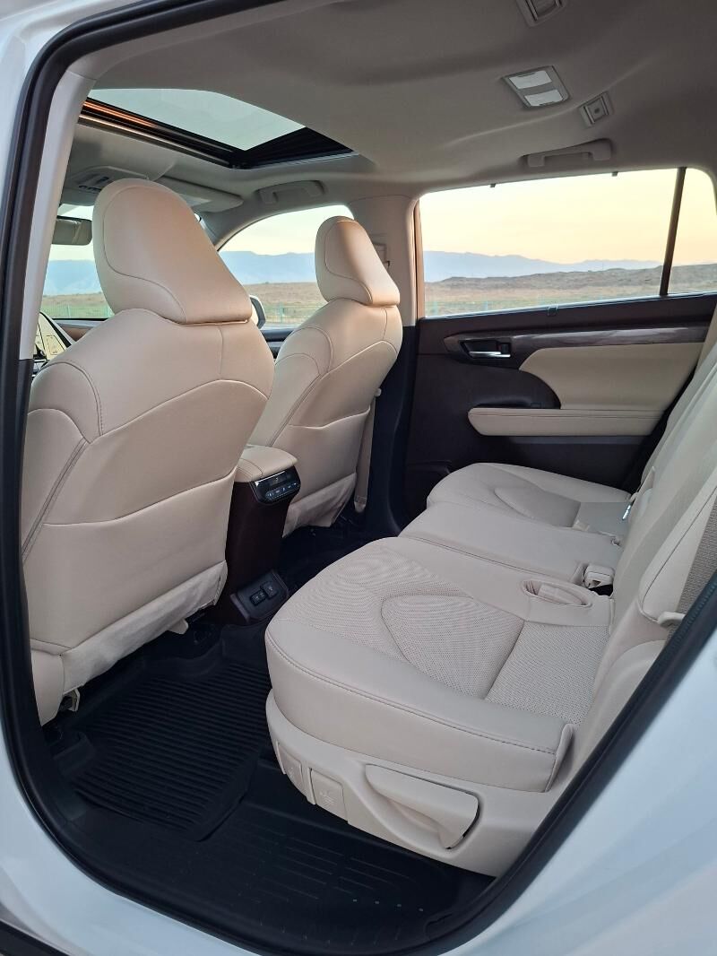 Toyota Highlander 2021 - 690 000 TMT - Aşgabat - img 9