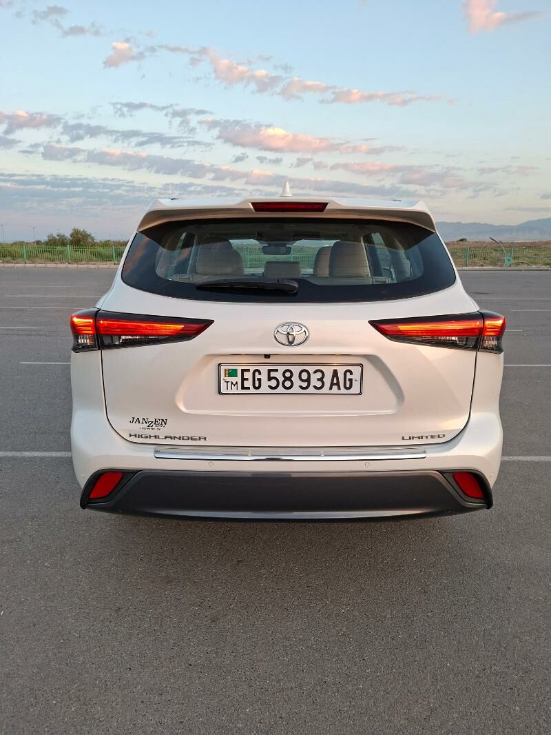 Toyota Highlander 2021 - 690 000 TMT - Aşgabat - img 4