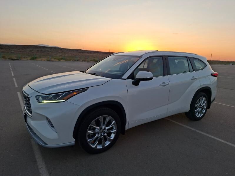 Toyota Highlander 2021 - 690 000 TMT - Aşgabat - img 2