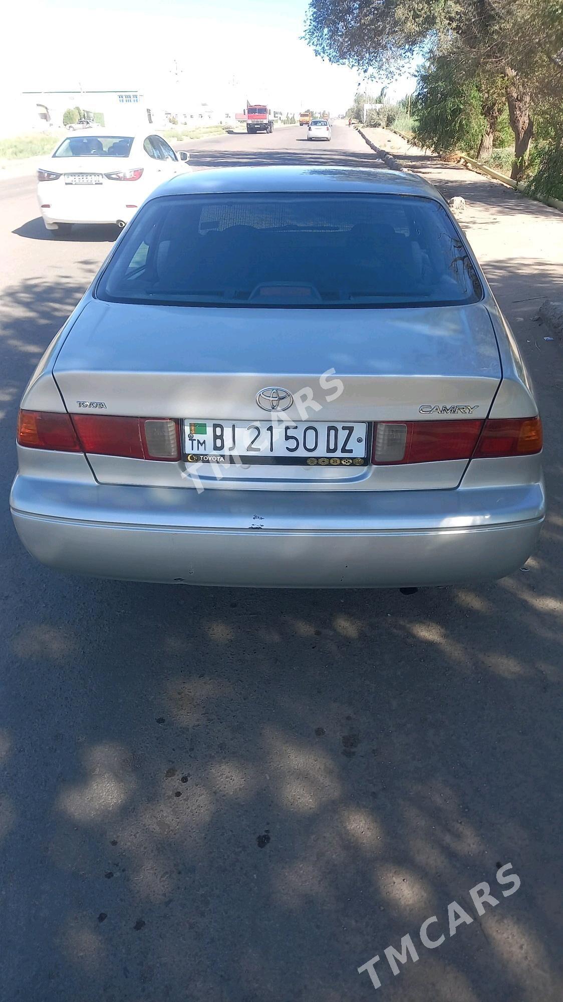 Toyota Camry 2001 - 170 000 TMT - Дашогуз - img 6