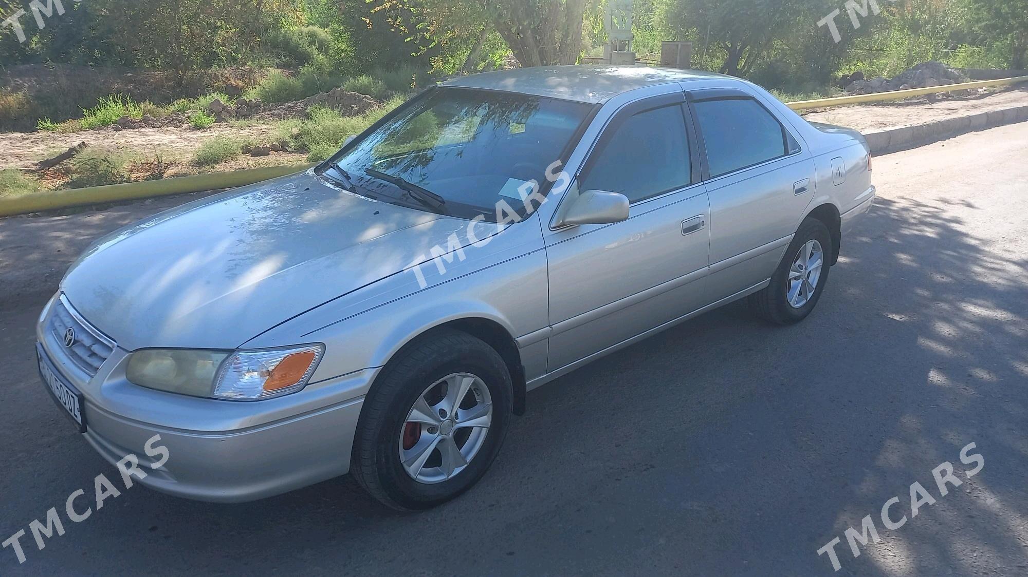 Toyota Camry 2001 - 170 000 TMT - Дашогуз - img 7