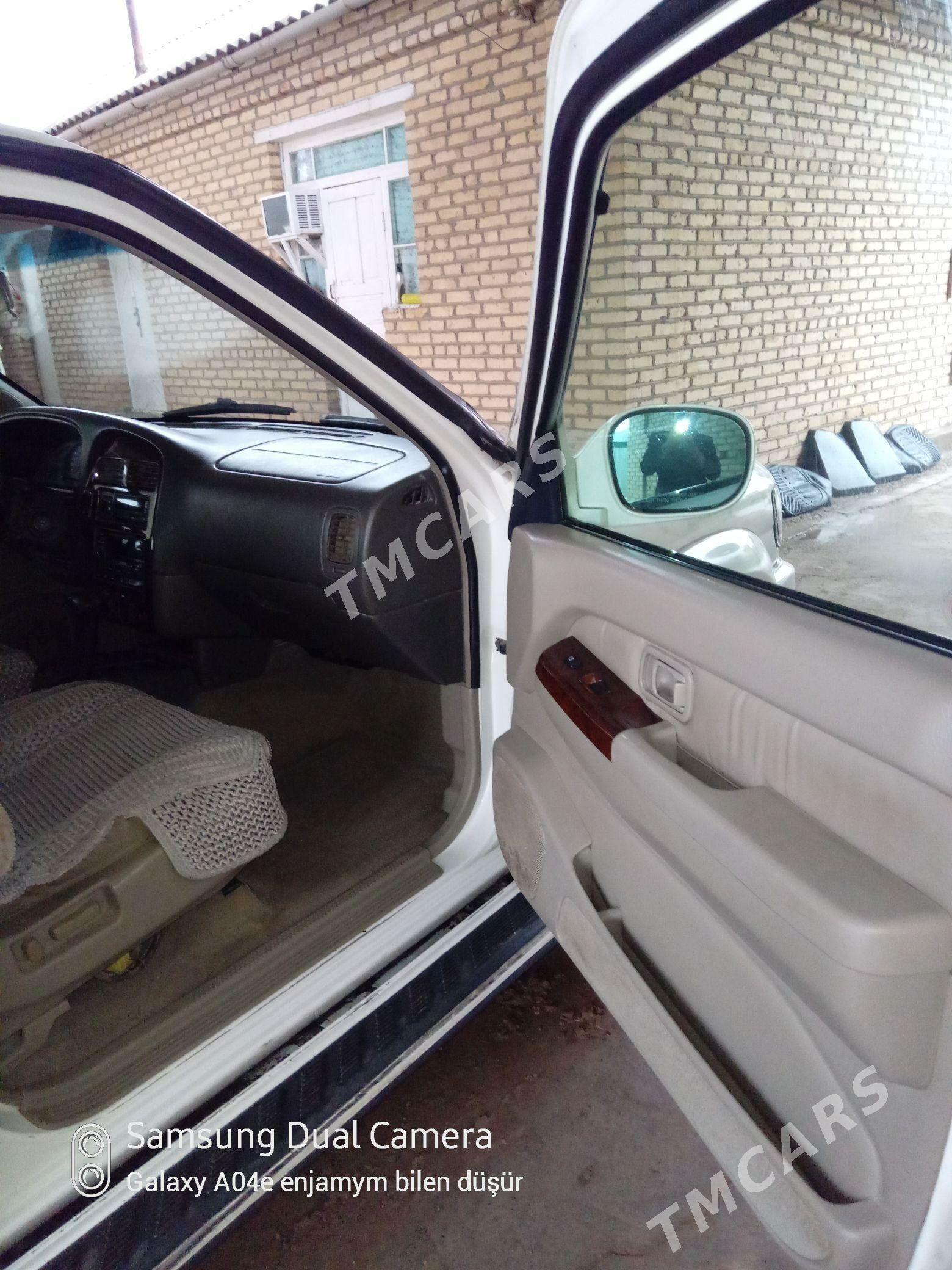 Infiniti QX4 1999 - 100 000 TMT - Сакарчага - img 3