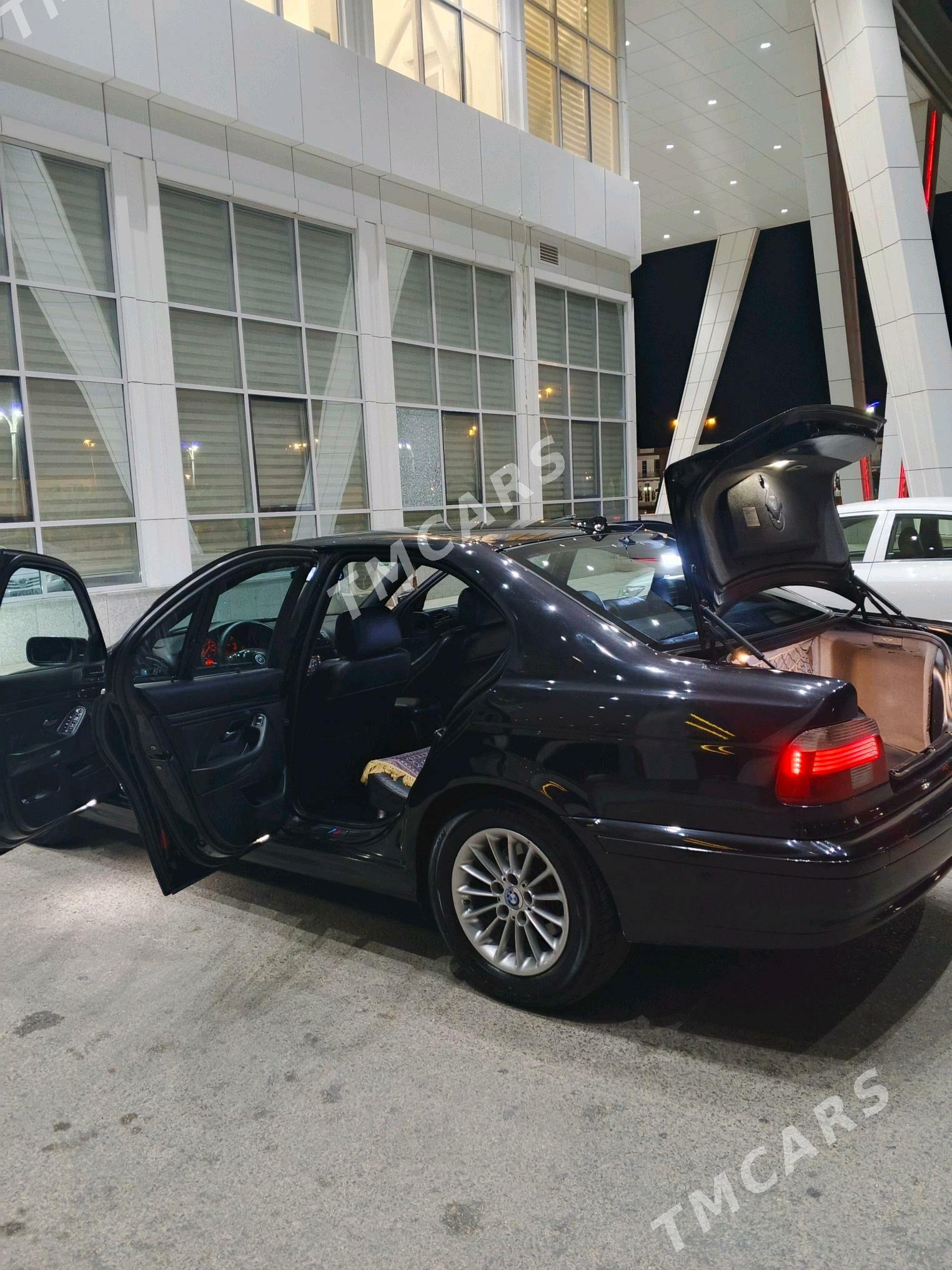 BMW E39 2003 - 140 000 TMT - Balkanabat - img 9