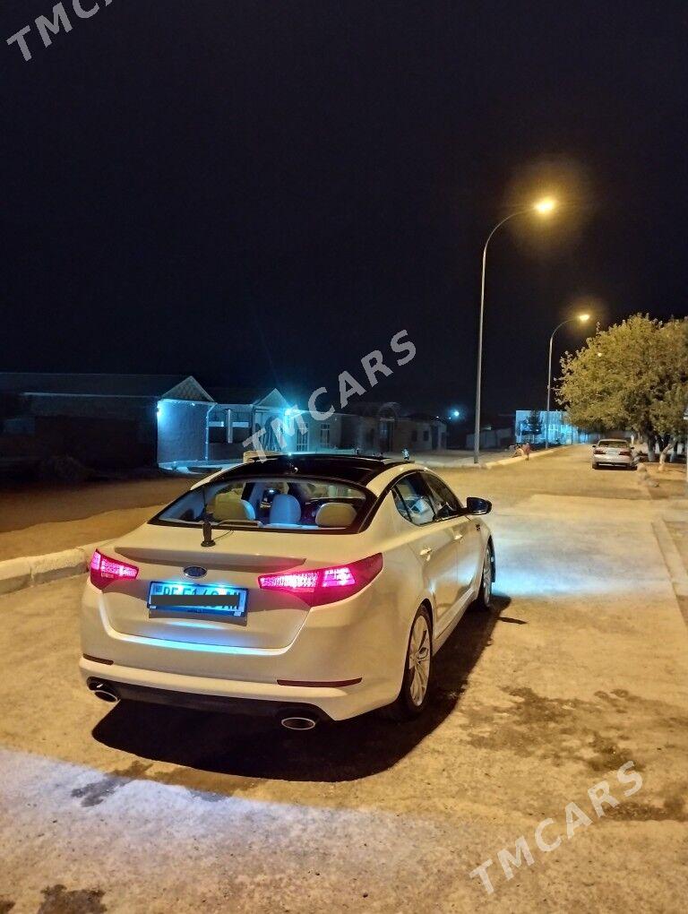 Kia Optima 2012 - 200 000 TMT - Магданлы - img 2