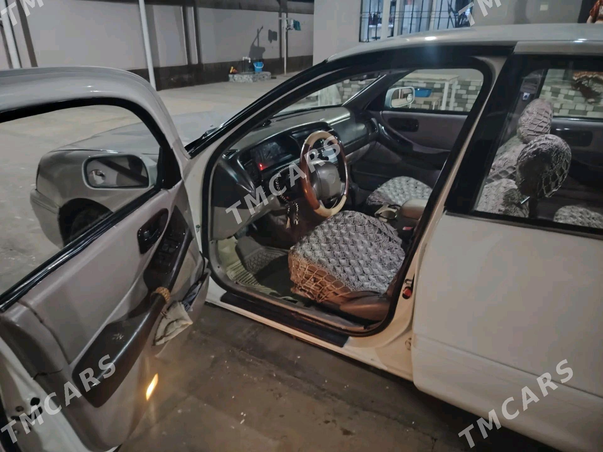 Toyota Avalon 1996 - 95 000 TMT - Байрамали - img 10