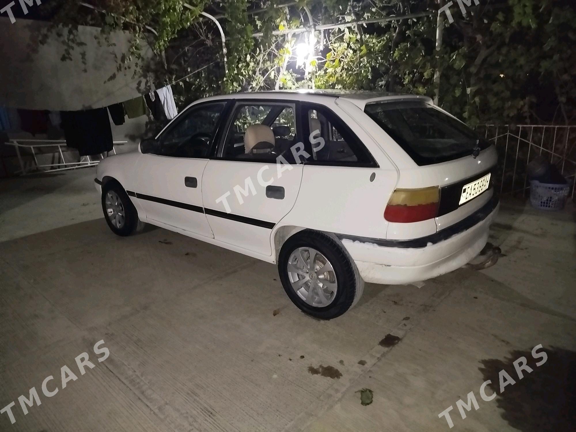 Opel Astra 1993 - 35 000 TMT - Бахарден - img 8