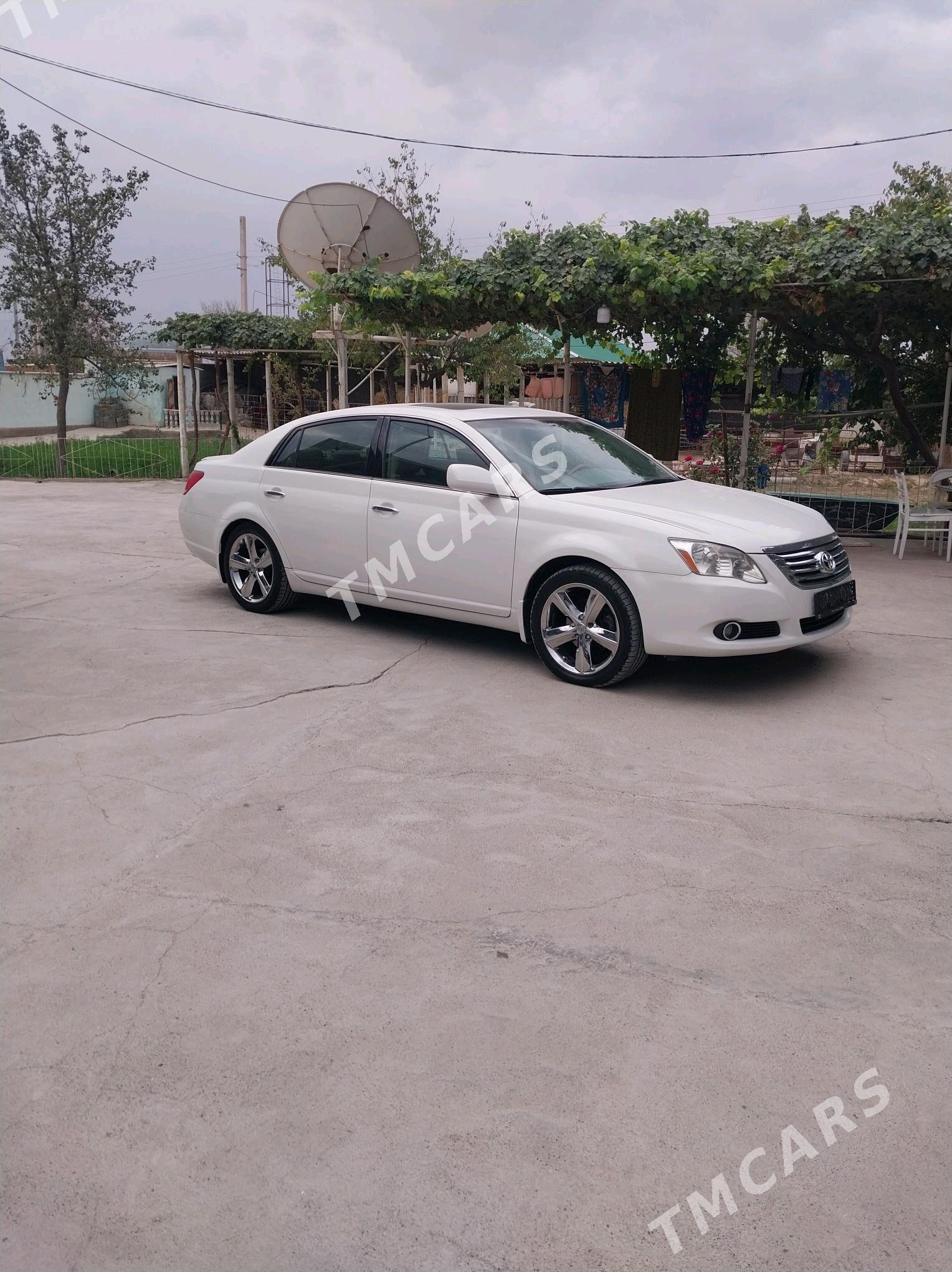 Toyota Avalon 2005 - 200 000 TMT - Кака - img 3