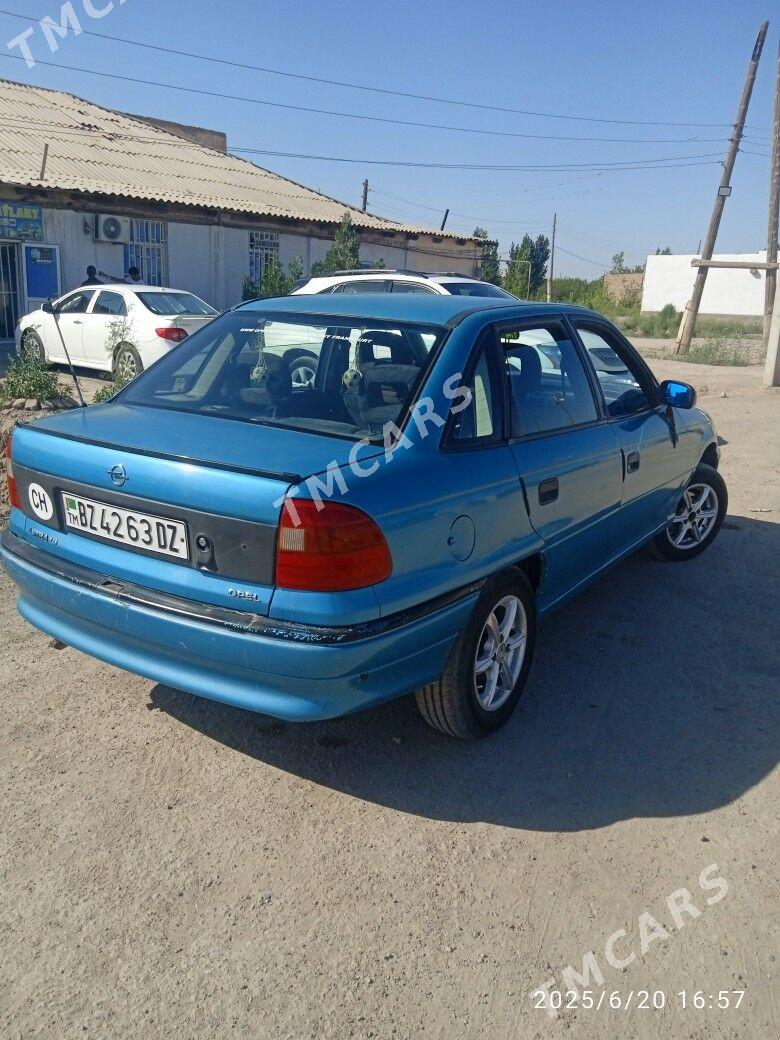 Opel Astra 1992 - 34 000 TMT - Дашогуз - img 4
