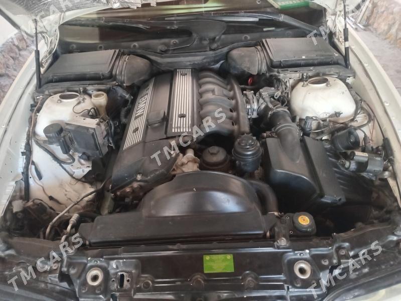 BMW E39 1996 - 75 000 TMT - Туркменабат - img 3