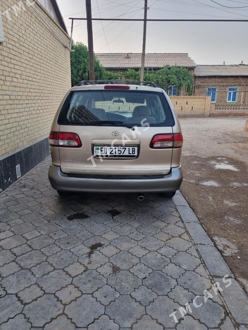 Toyota Sienna 2002 - 175 000 TMT - Керки - img 4
