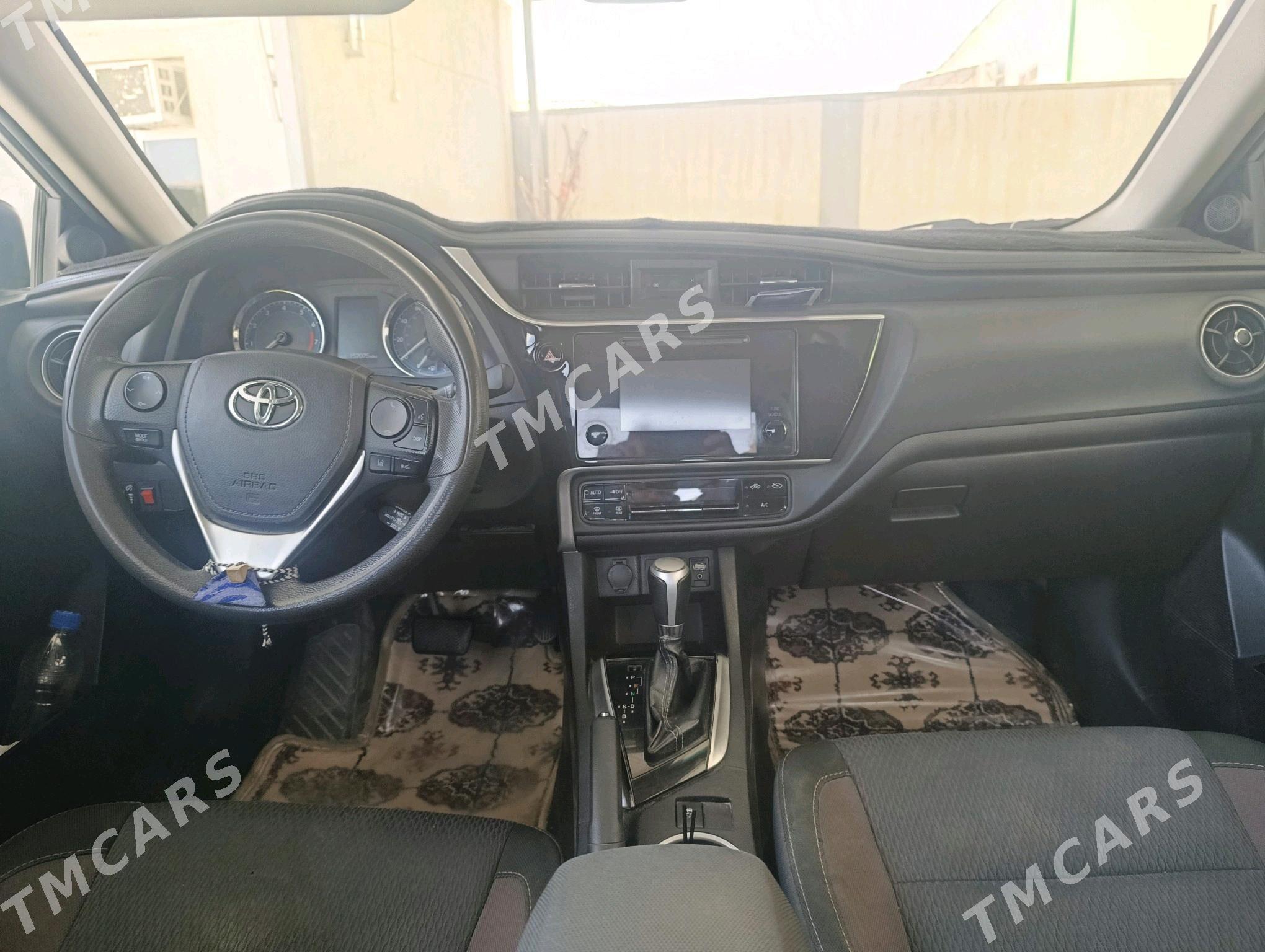 Toyota Corolla 2018 - 175 000 TMT - Бахарден - img 4