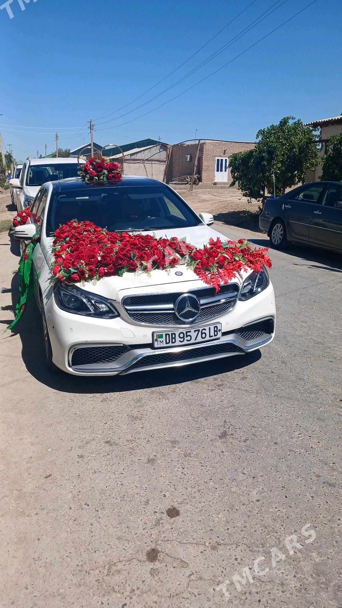 Mercedes-Benz E350 2010 - 340 000 TMT - Дянев - img 9