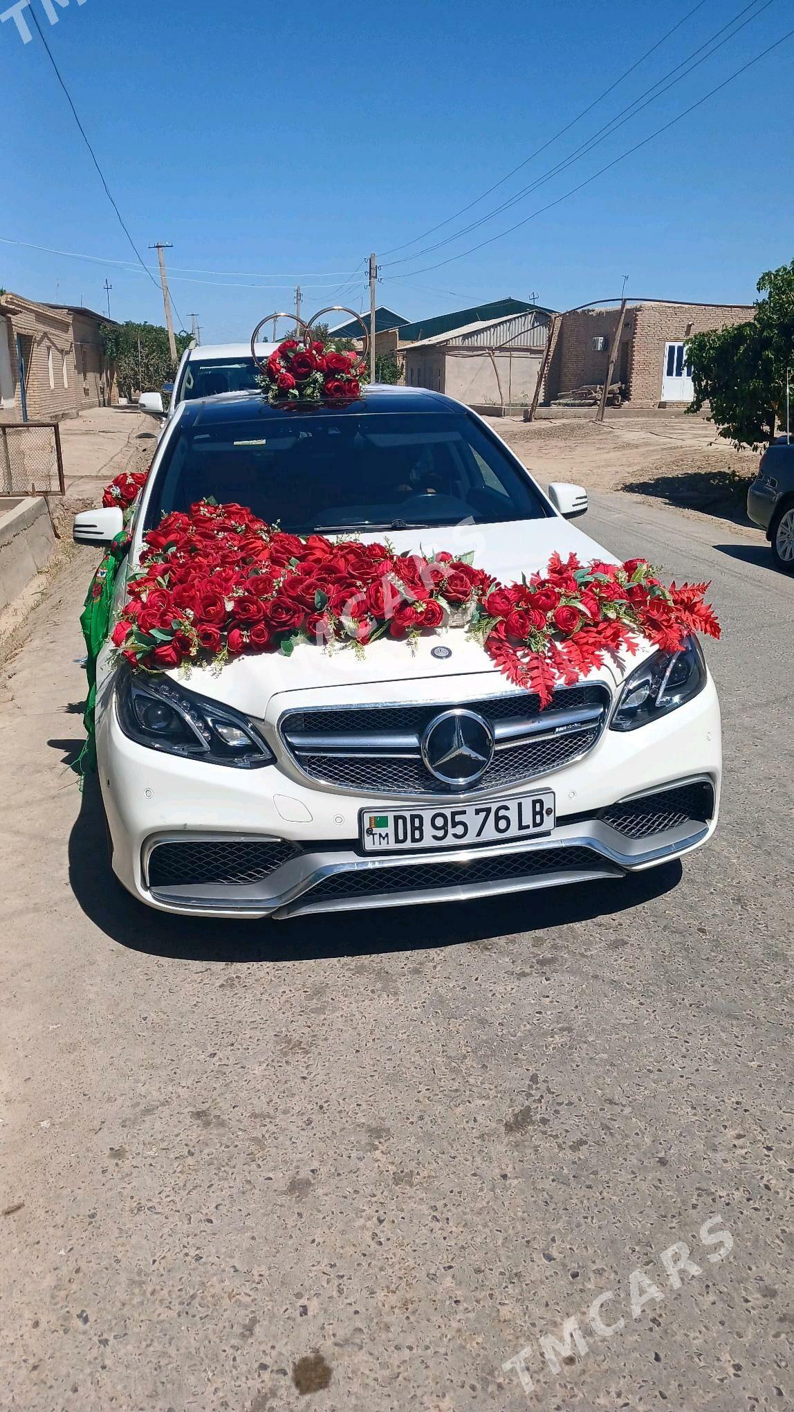 Mercedes-Benz E350 2010 - 340 000 TMT - Дянев - img 5