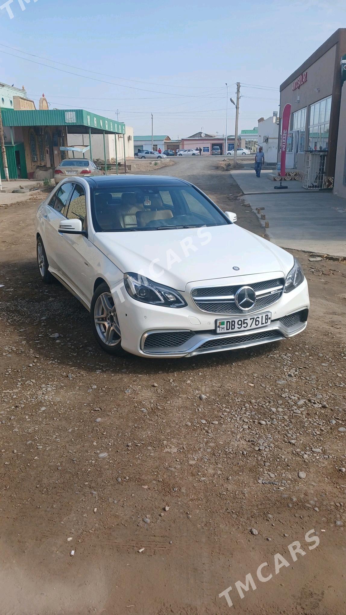 Mercedes-Benz E350 2010 - 340 000 TMT - Дянев - img 7