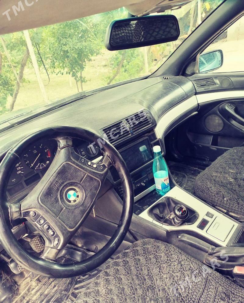 BMW E39 1997 - 74 000 TMT - Дянев - img 4