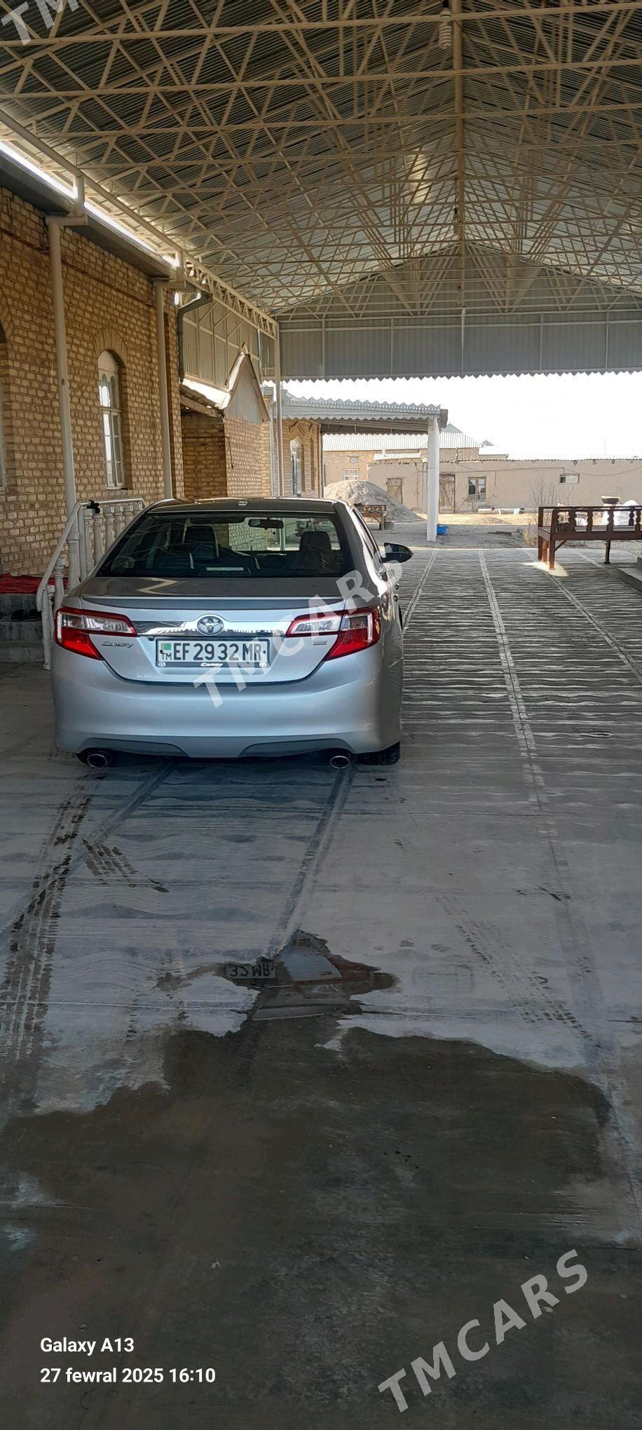 Toyota Camry 2014 - 220 000 TMT - Мары - img 1