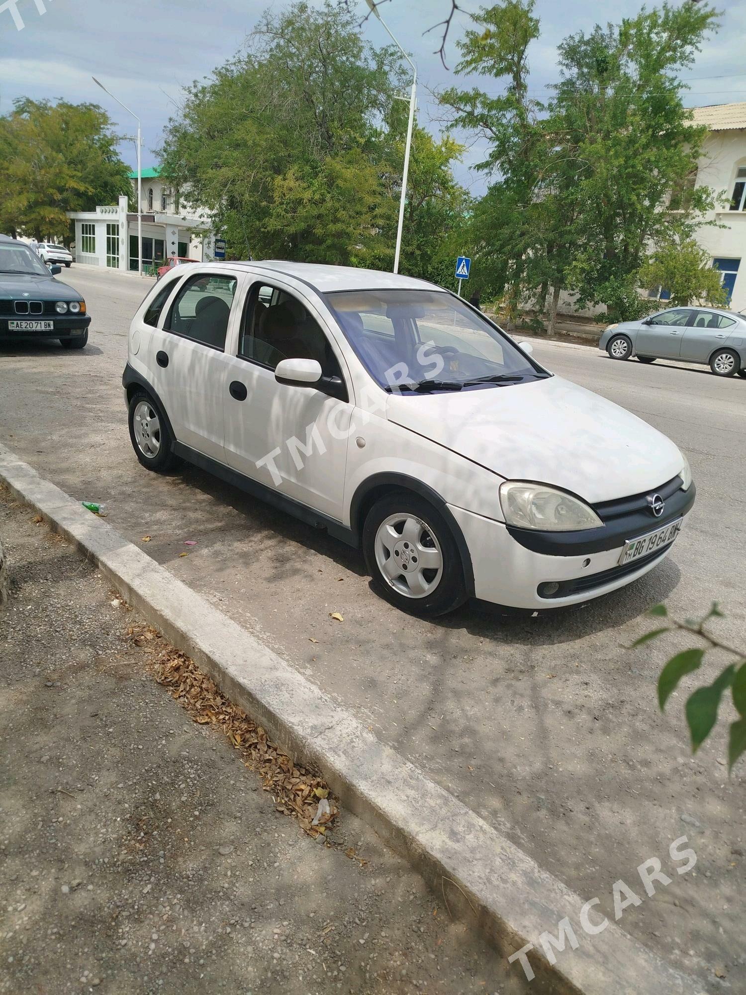 Opel Corsa 2003 - 60 000 TMT - Балканабат - img 1