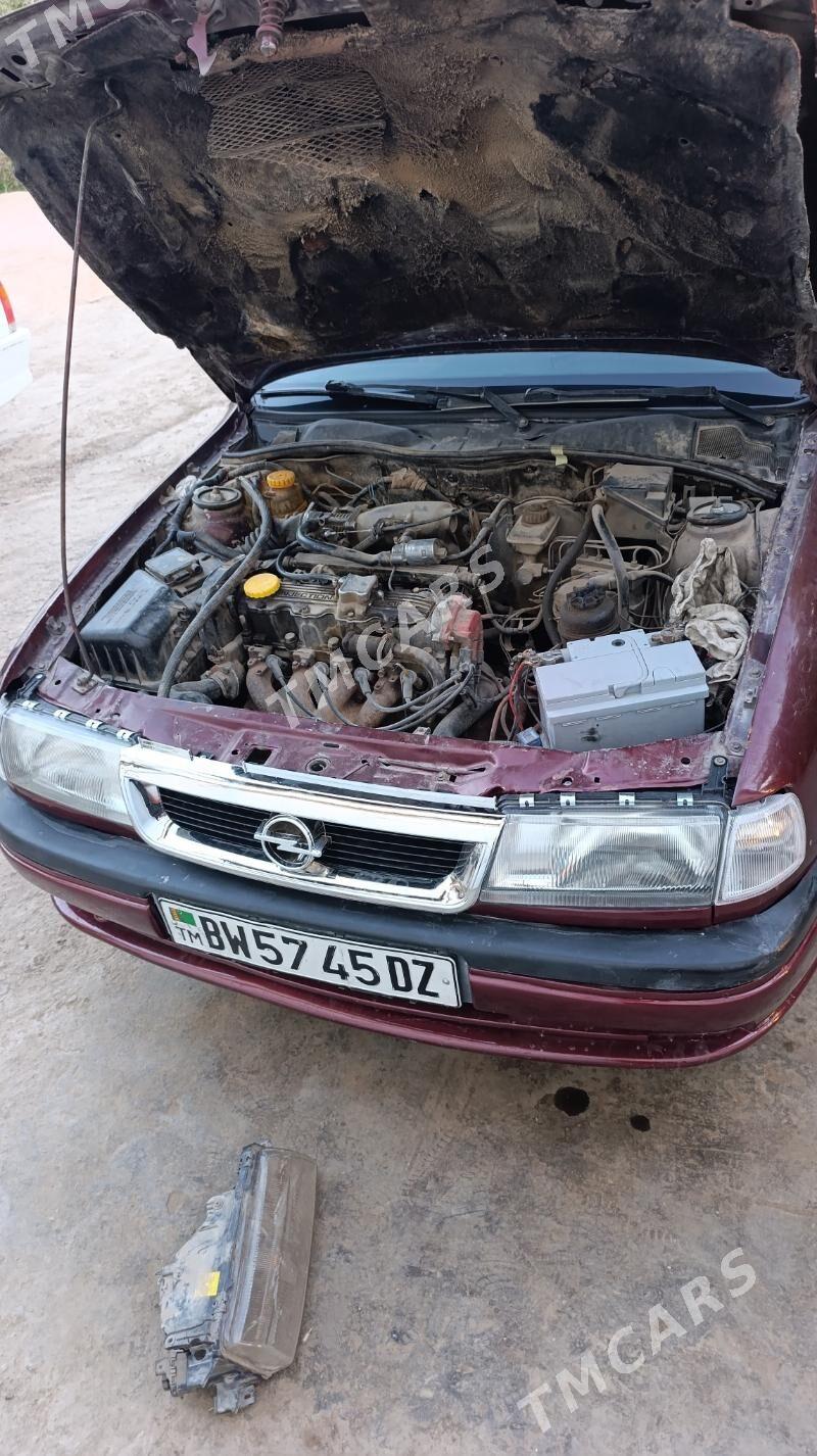 Opel Vectra 1995 - 35 000 TMT - Daşoguz - img 3