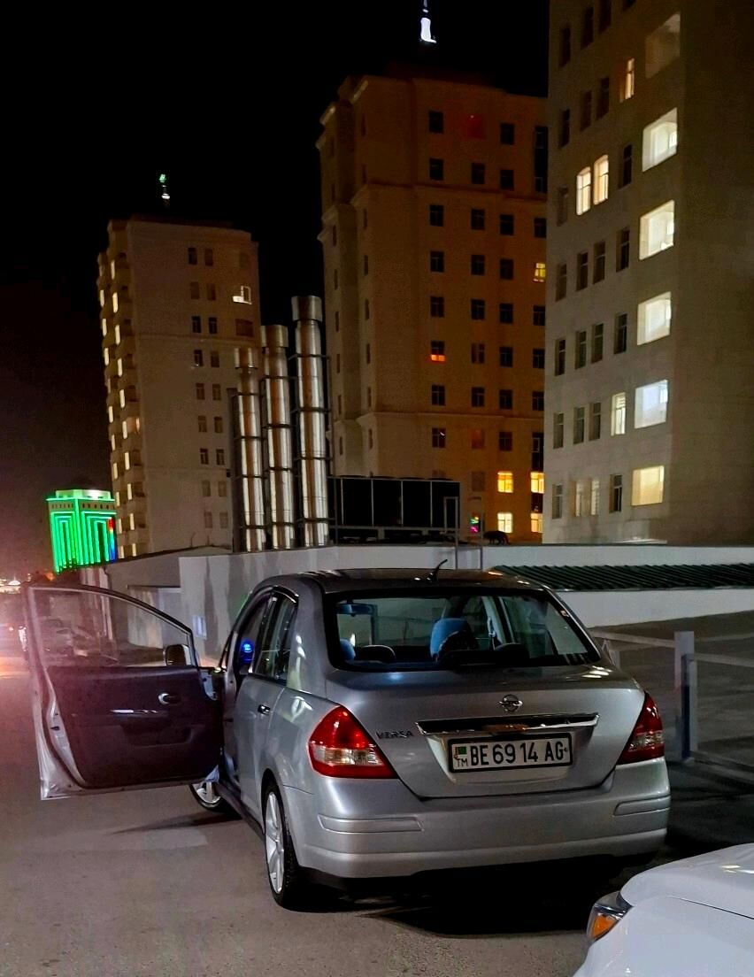Nissan Versa 2010 - 139 000 TMT - ул. Подвойского (Битарап Туркменистан шаёлы) - img 1