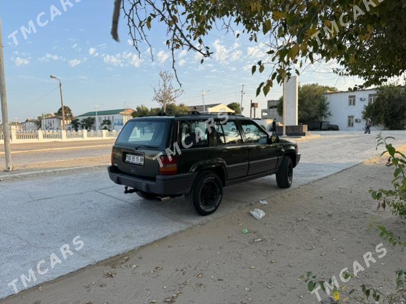 Jeep Grand Cherokee 1995 - 55 000 TMT - Хазар - img 1