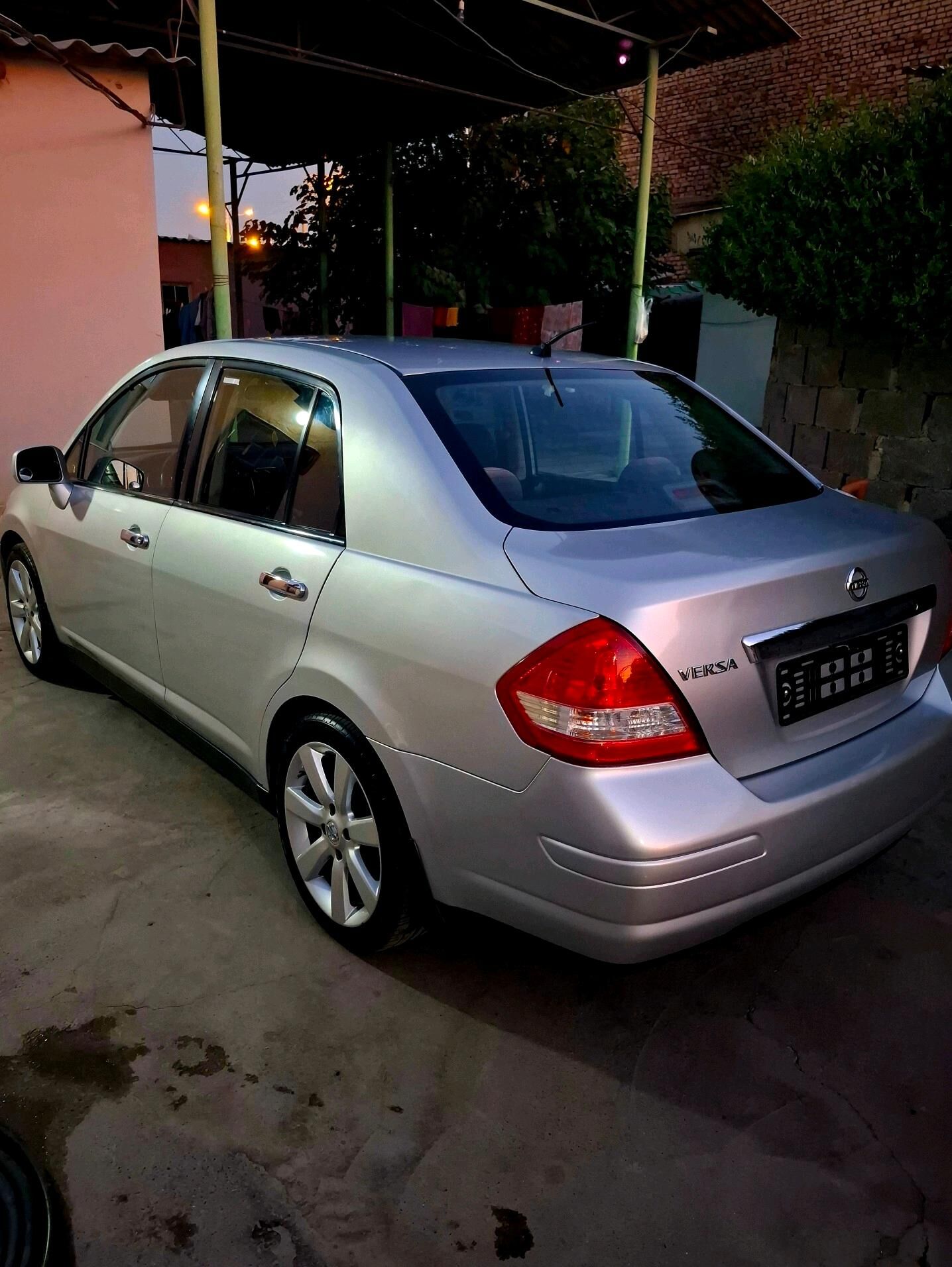 Nissan Versa 2010 - 139 000 TMT - ул. Подвойского (Битарап Туркменистан шаёлы) - img 7