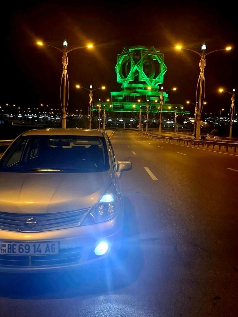 Nissan Versa 2010 - 139 000 TMT - ул. Подвойского (Битарап Туркменистан шаёлы) - img 9