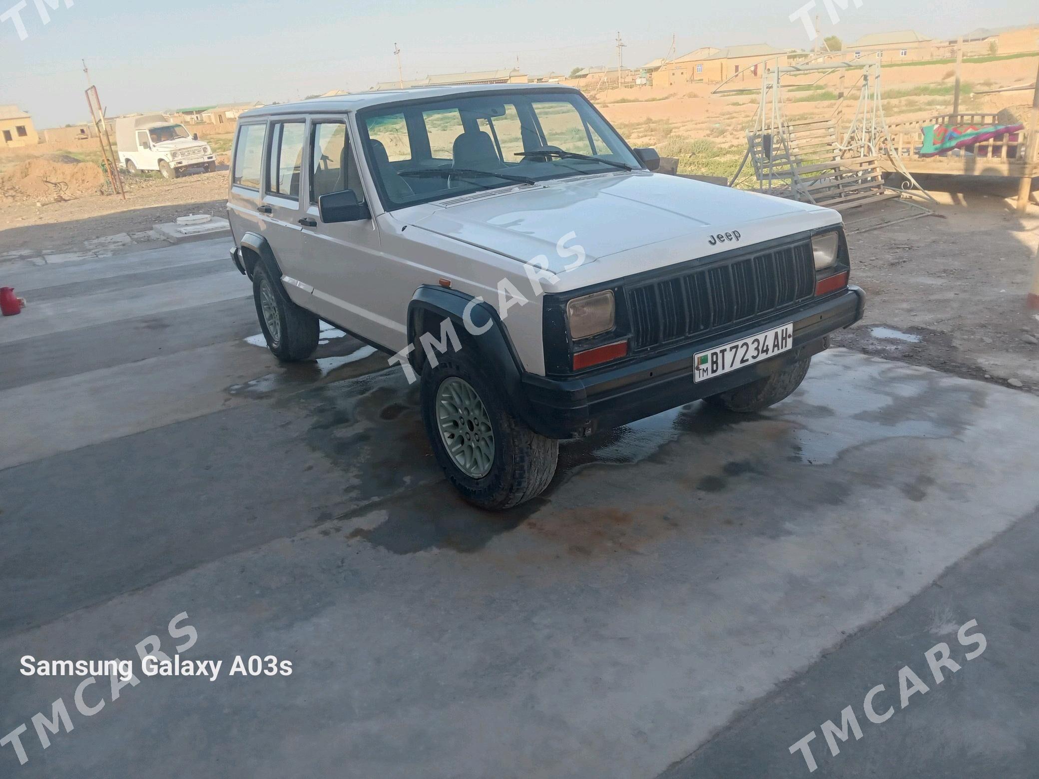 Jeep Cherokee 1996 - 22 000 TMT - Серахс - img 1