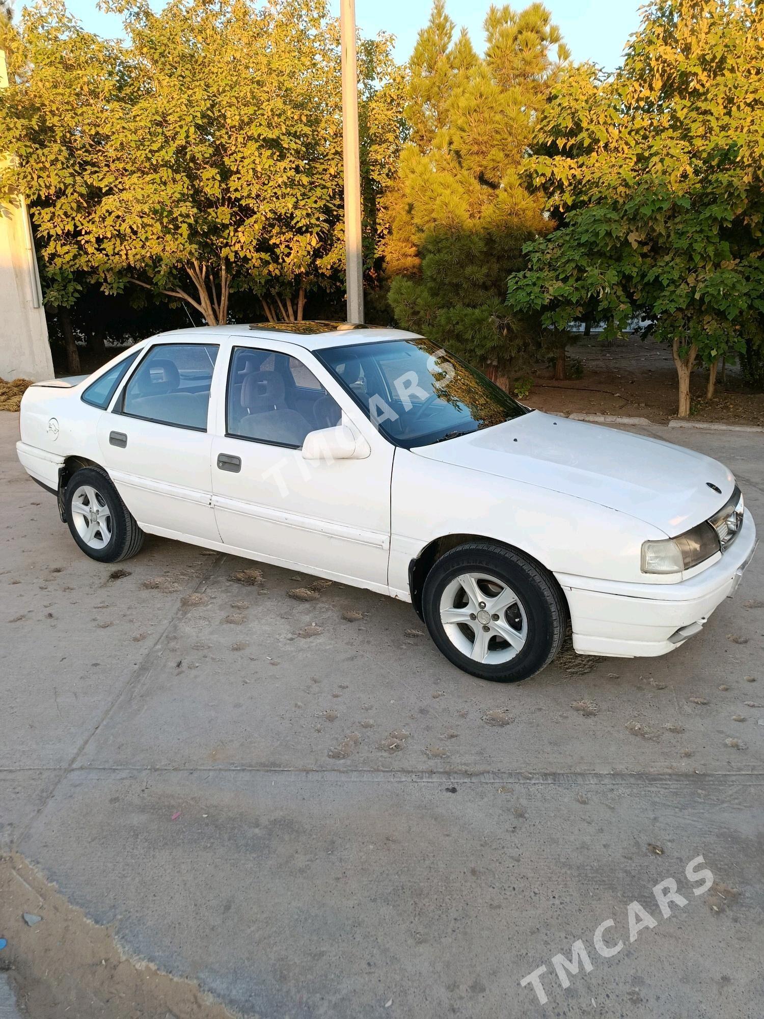 Opel Vectra 1990 - 35 000 TMT - Änew - img 1