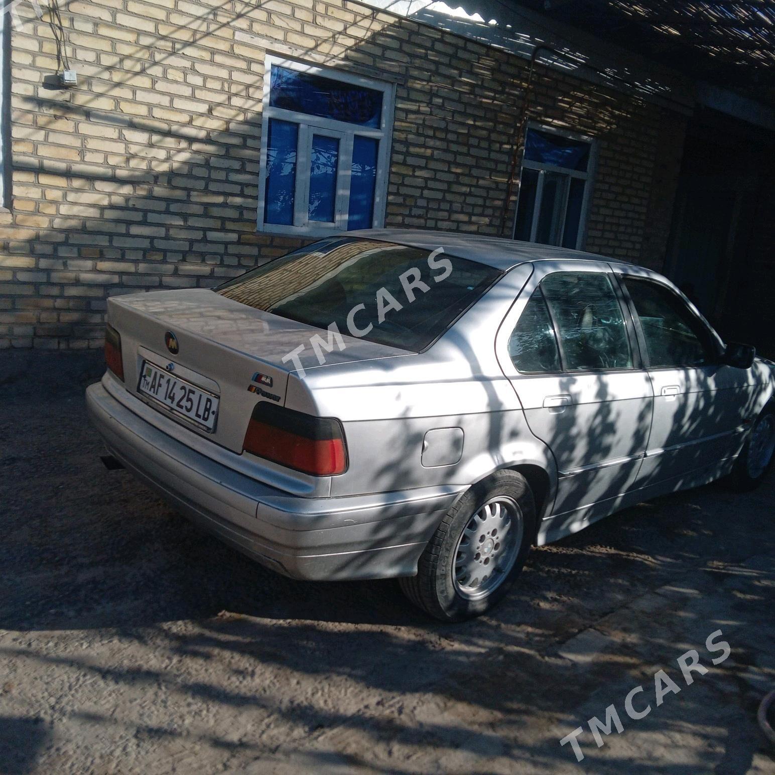 BMW 325 1997 - 37 000 TMT - Халач - img 1