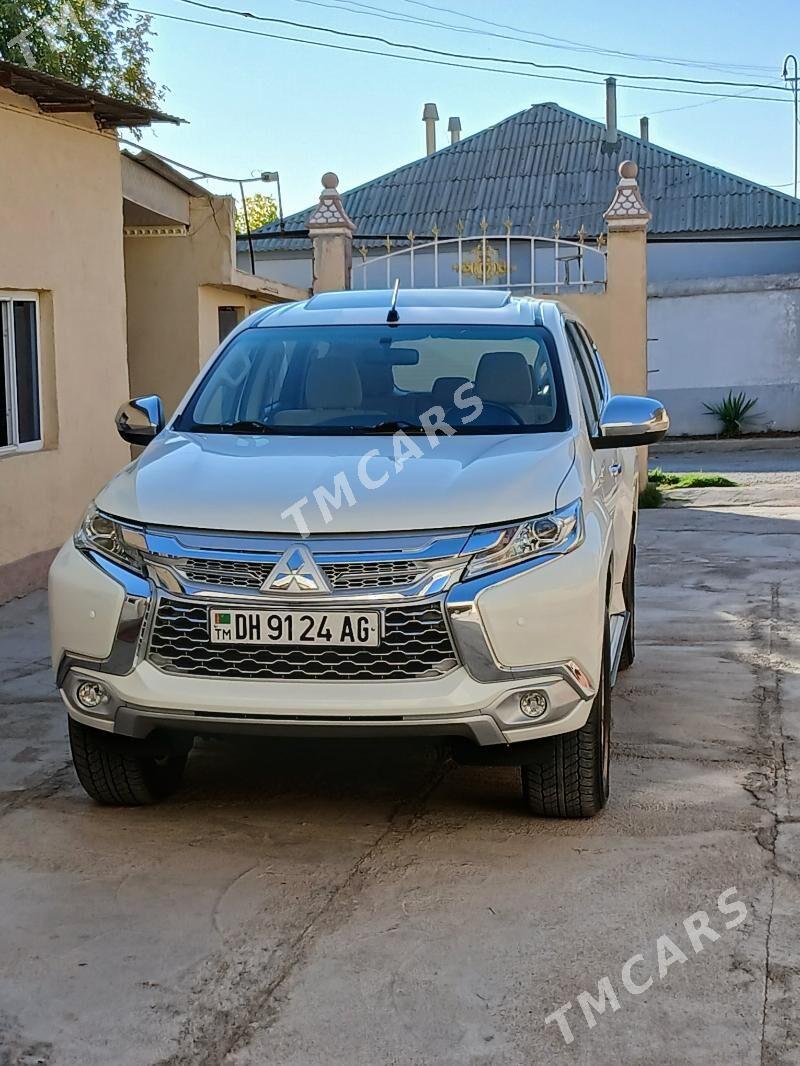 Mitsubishi Montero Sport 2019 - 410 000 TMT - Ашхабад - img 6
