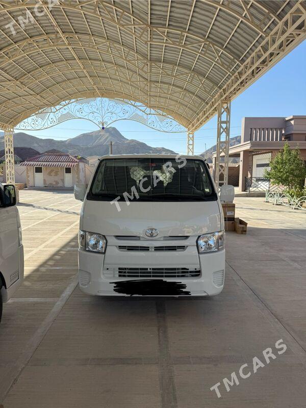 Toyota Hiace 2021 - 430 000 TMT - Балканабат - img 5