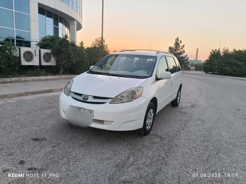 Toyota Sienna 2006 - 145 000 TMT - Теджен - img 2