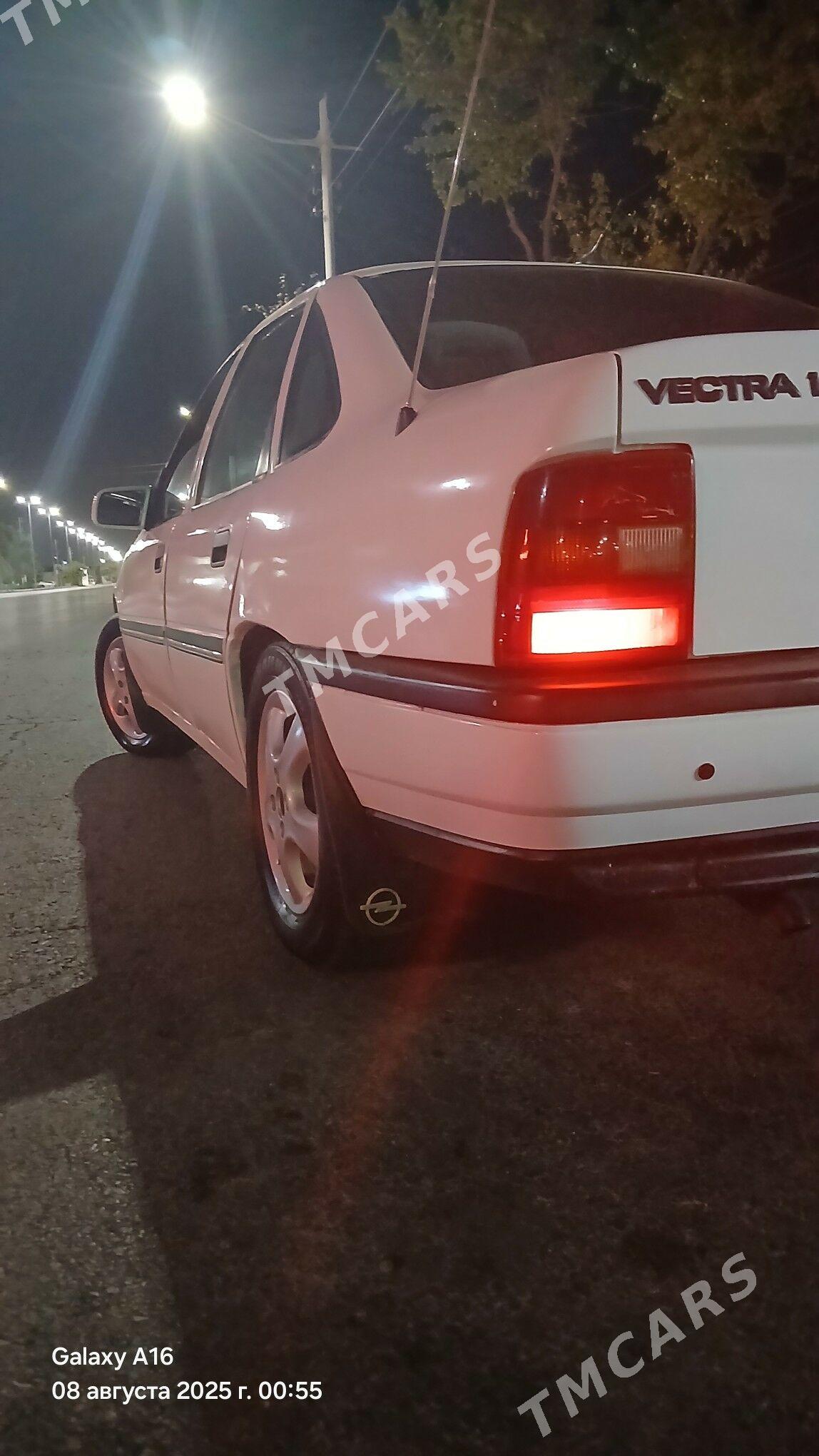 Opel Vectra 1992 - 30 000 TMT - Mary - img 1