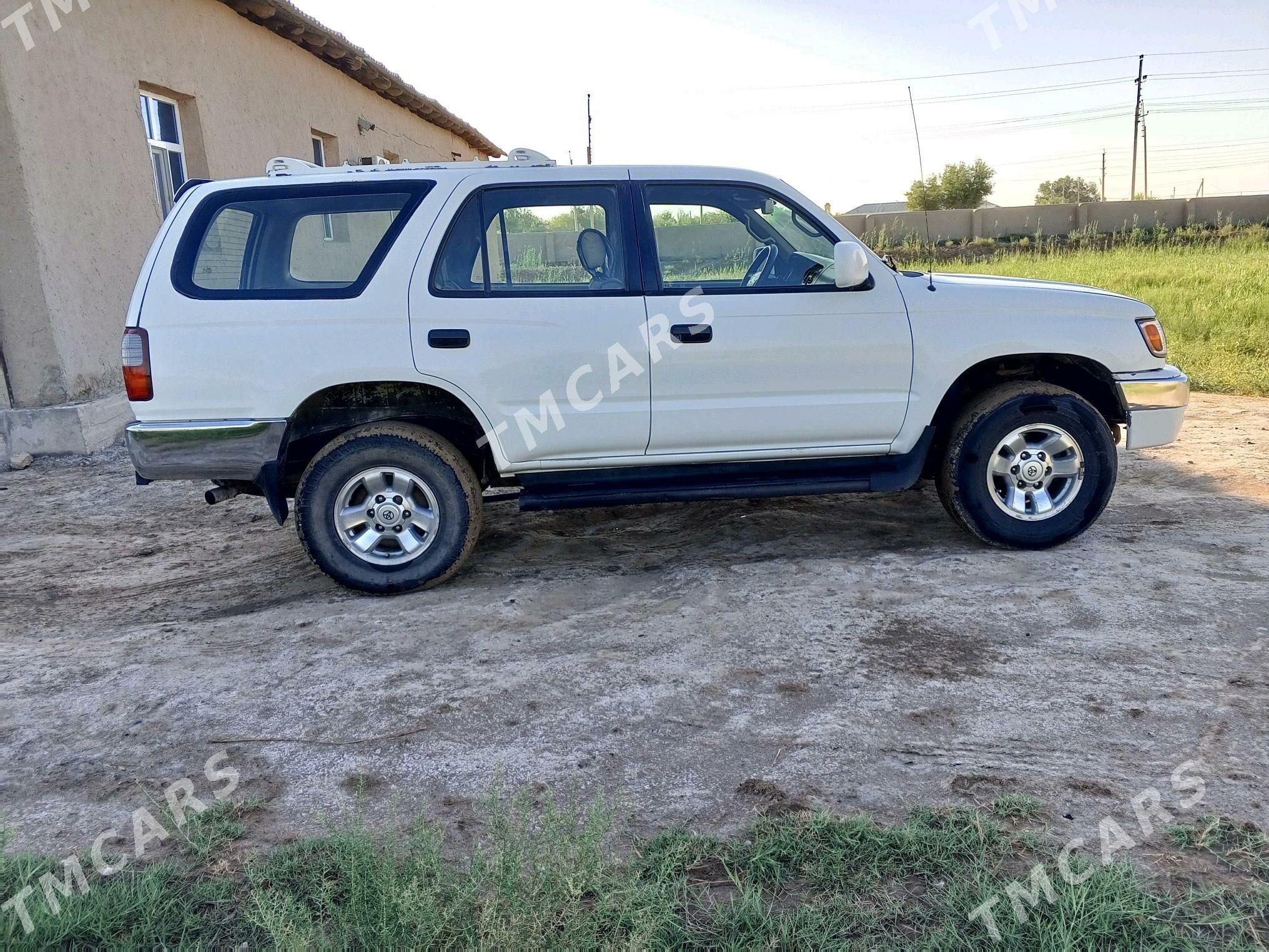 Toyota 4Runner 2000 - 110 000 TMT - етр. Туркменбаши - img 2