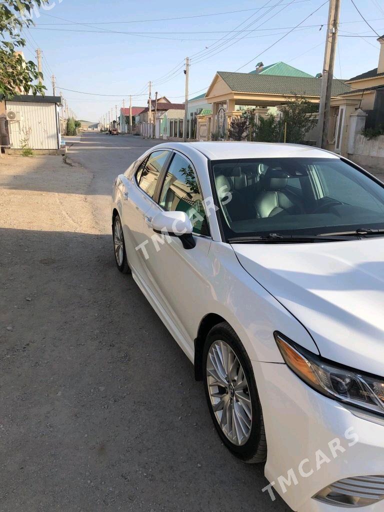 Toyota Camry 2019 - 320 000 TMT - Балканабат - img 3