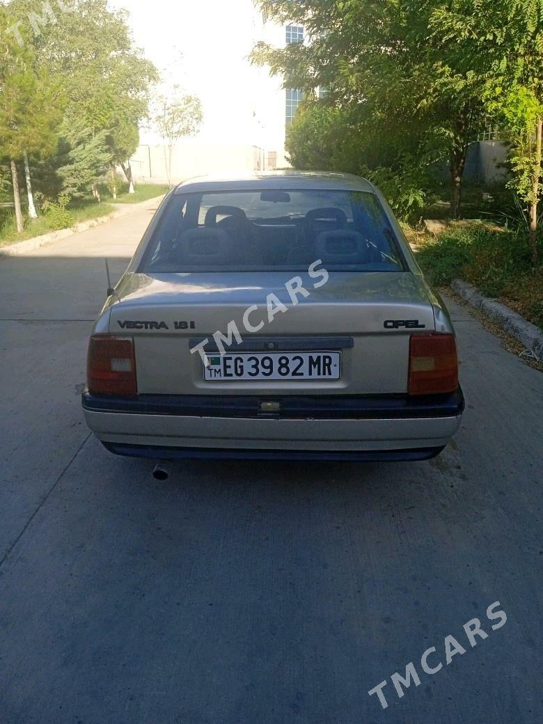 Opel Vectra 1991 - 26 000 TMT - Мургап - img 4