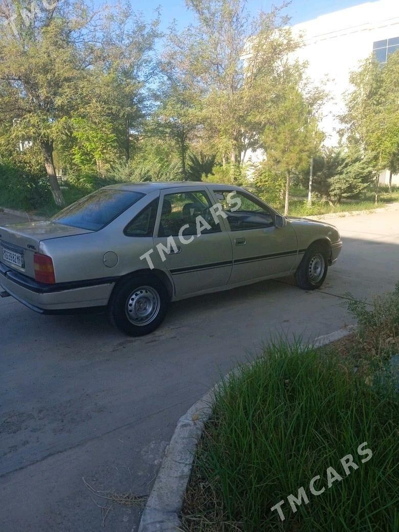 Opel Vectra 1991 - 26 000 TMT - Мургап - img 6