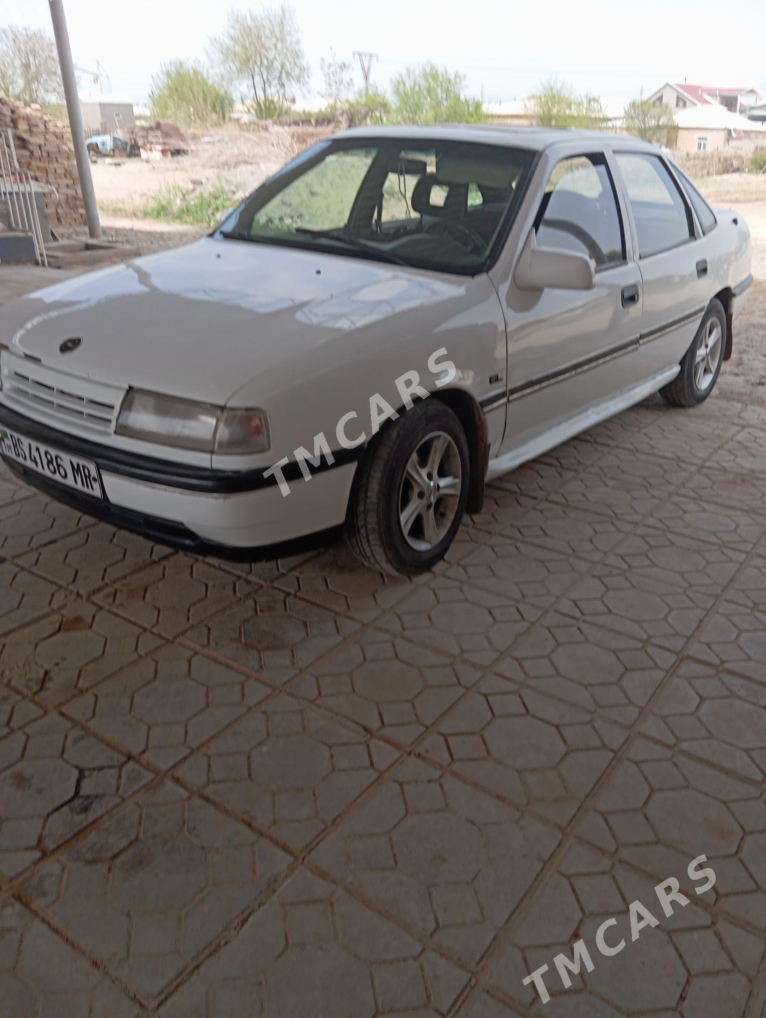 Opel Vectra 1993 - 20 000 TMT - Мары - img 6
