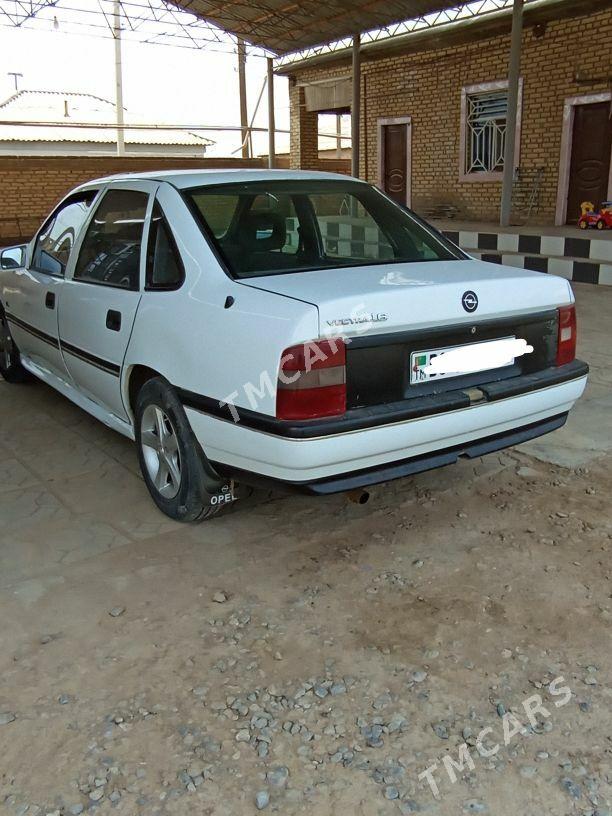 Opel Vectra 1993 - 20 000 TMT - Мары - img 2