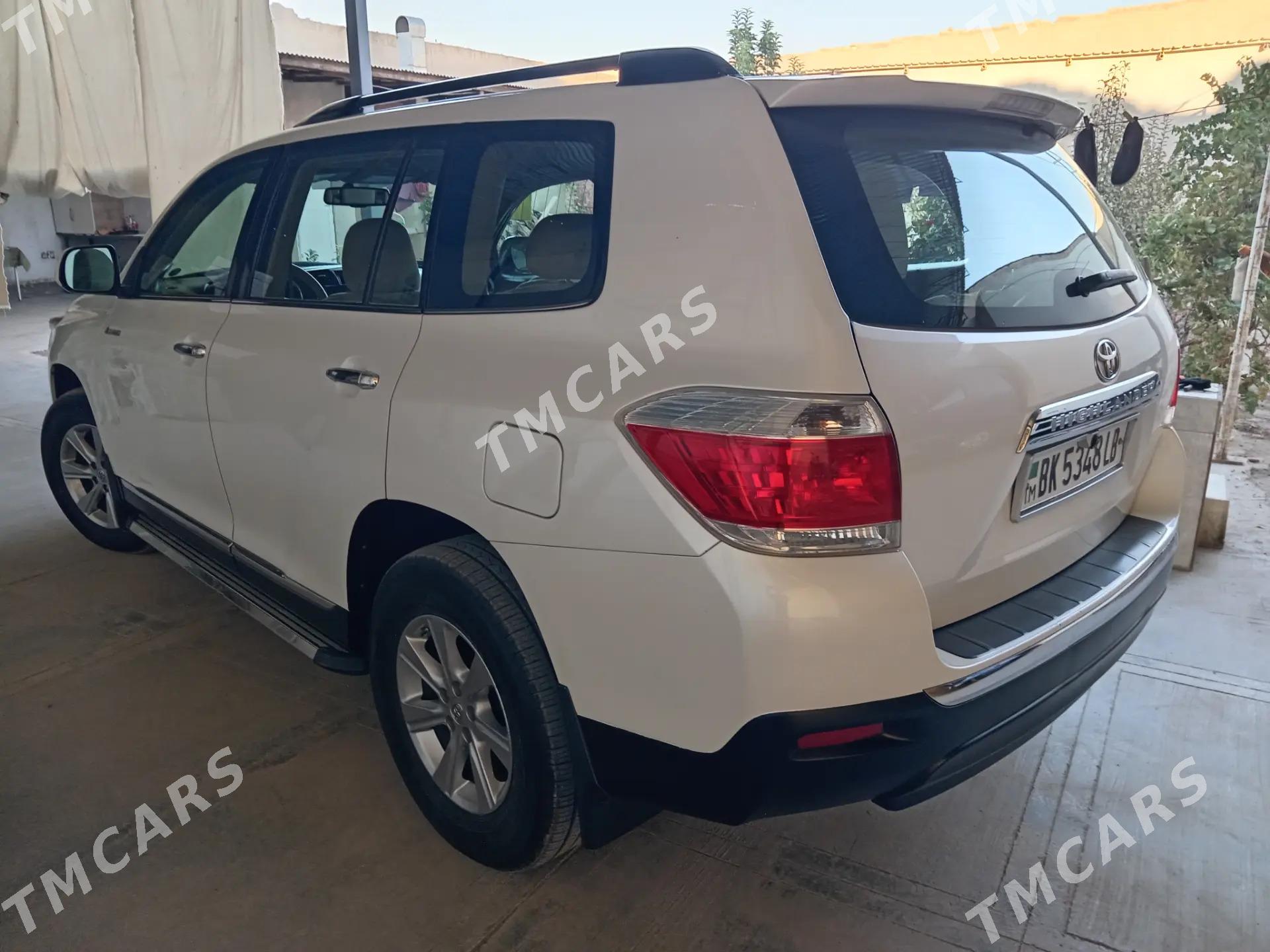 Toyota Highlander 2012 - 325 000 TMT - Туркменабат - img 2