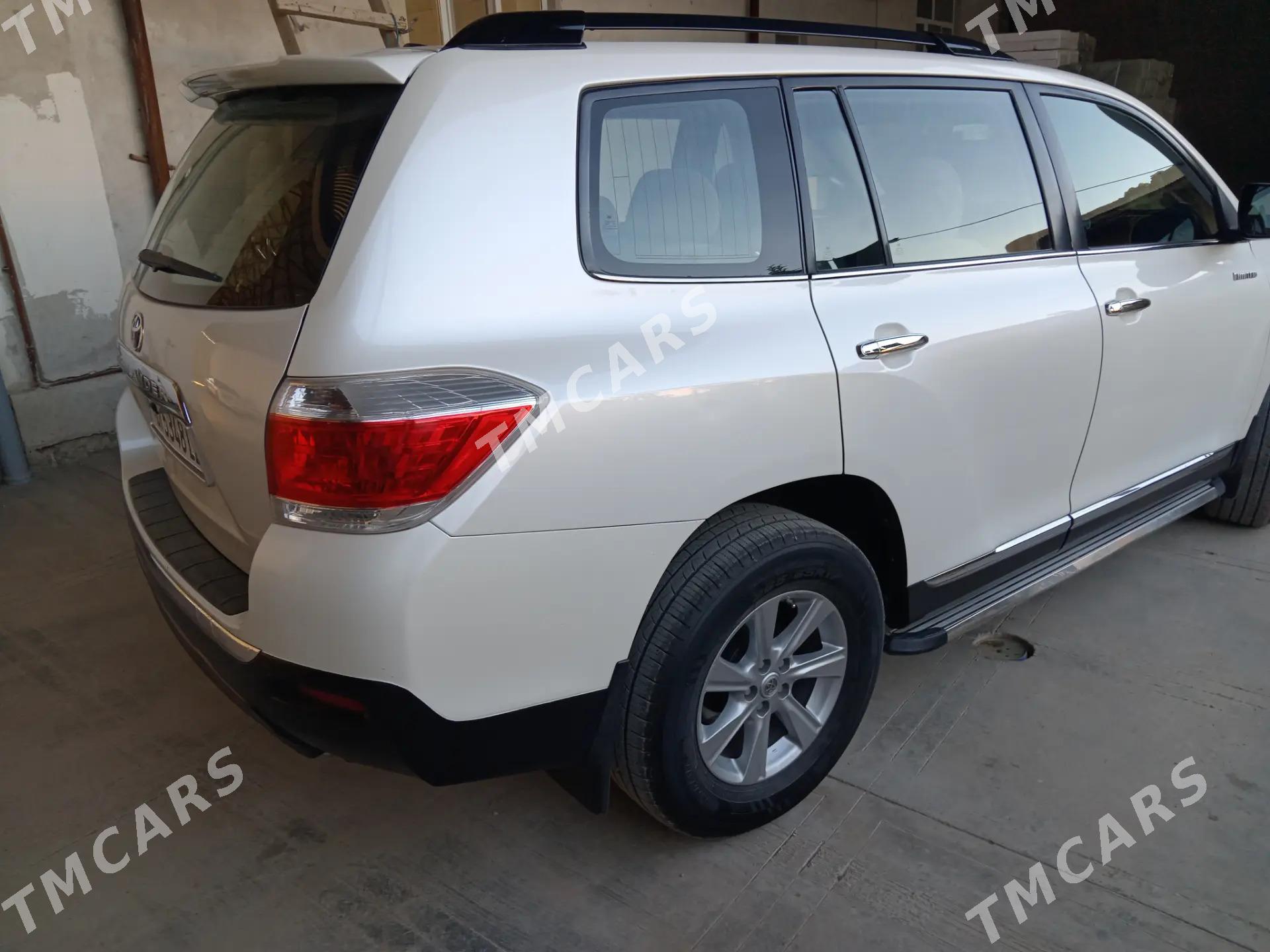 Toyota Highlander 2012 - 325 000 TMT - Туркменабат - img 1
