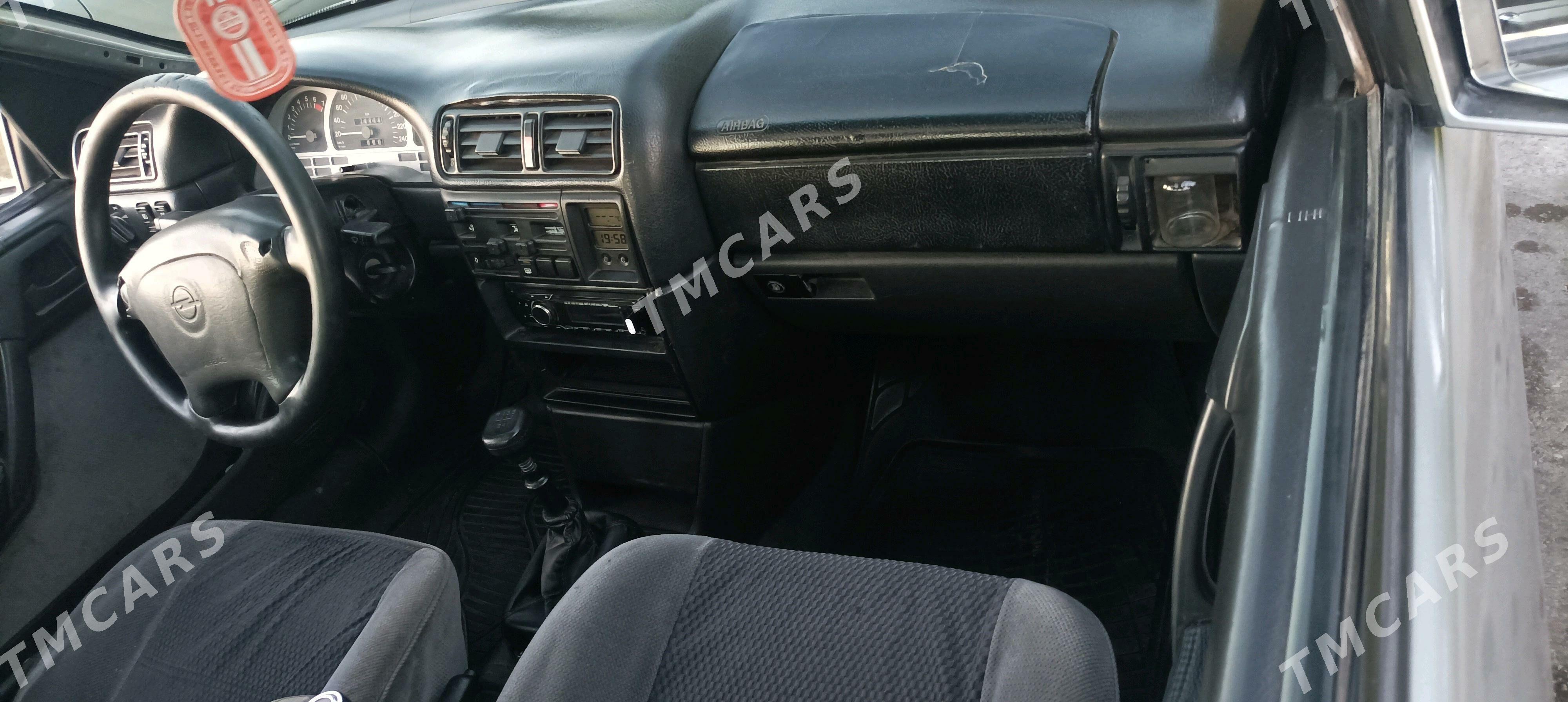 Opel Vectra 1994 - 45 000 TMT - Туркменабат - img 5