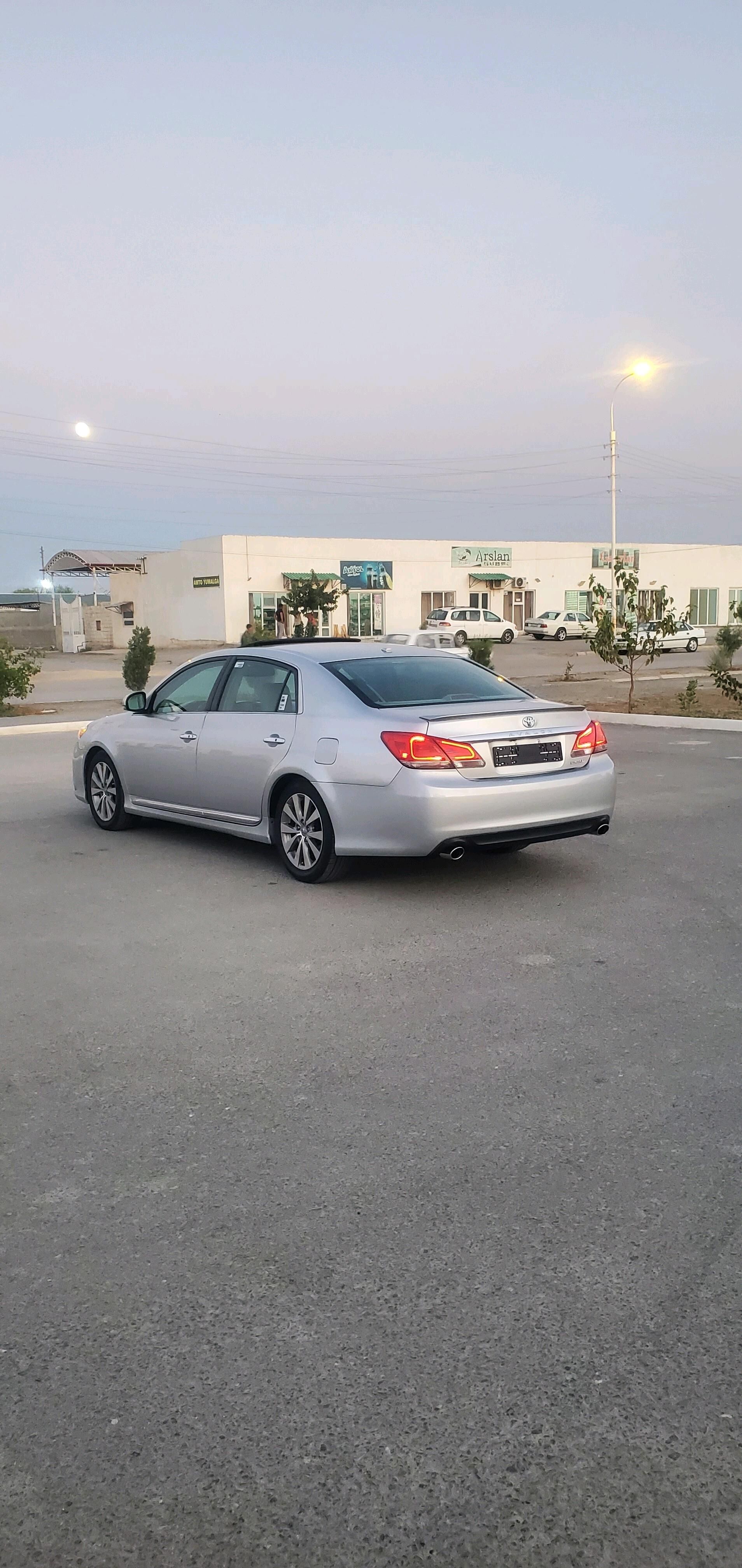Toyota Avalon 2011 - 245 000 TMT - Бахарден - img 4
