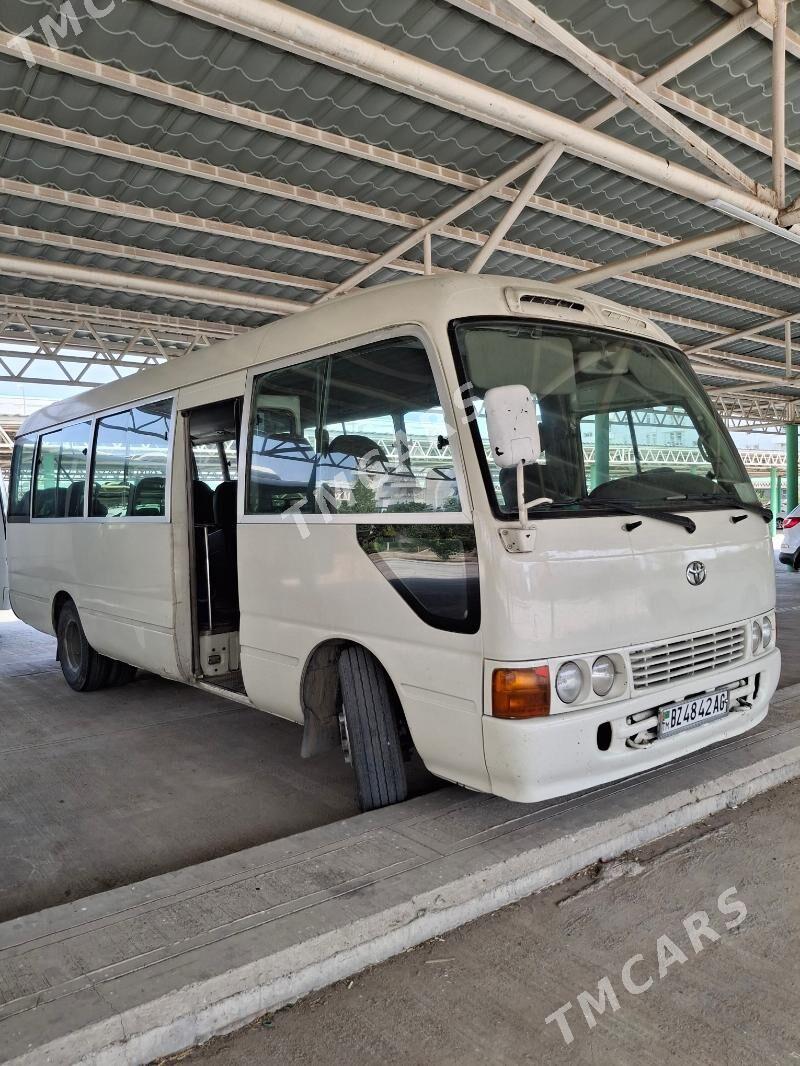 Toyota Coaster 2006 - 360 000 TMT - Кëши - img 1