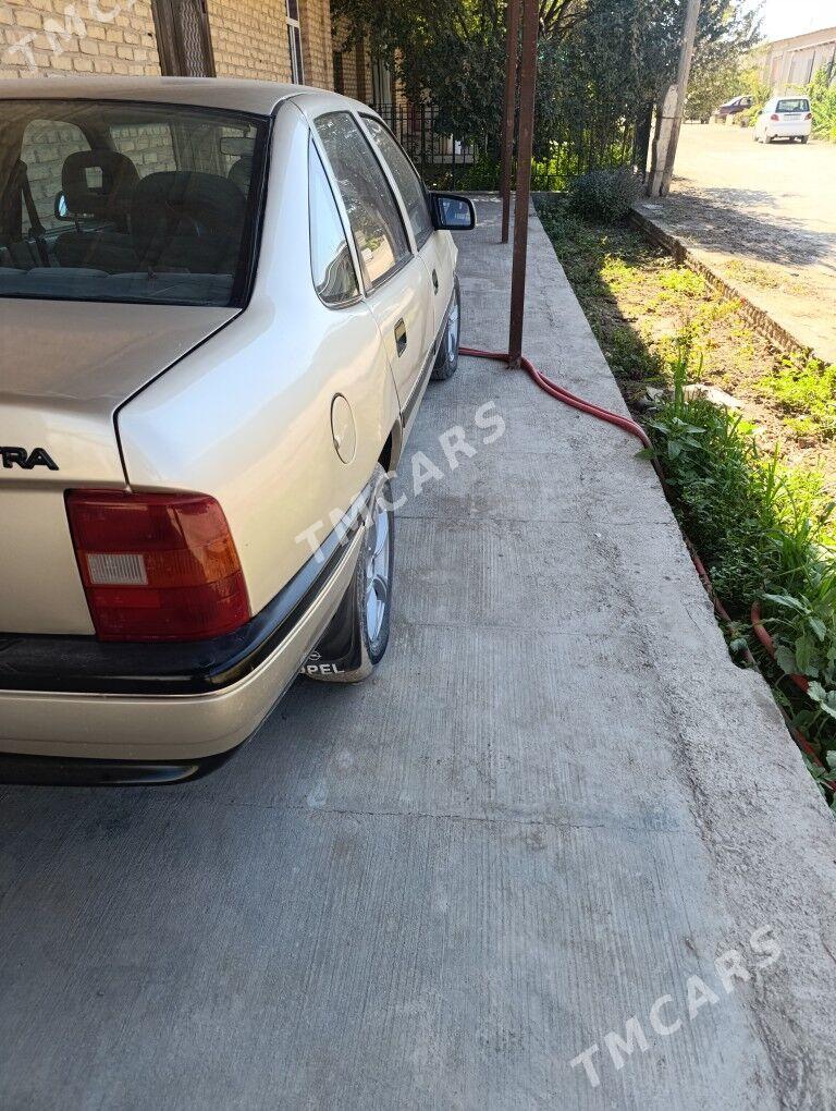 Opel Vectra 1994 - 36 000 TMT - Шабатский этрап - img 3