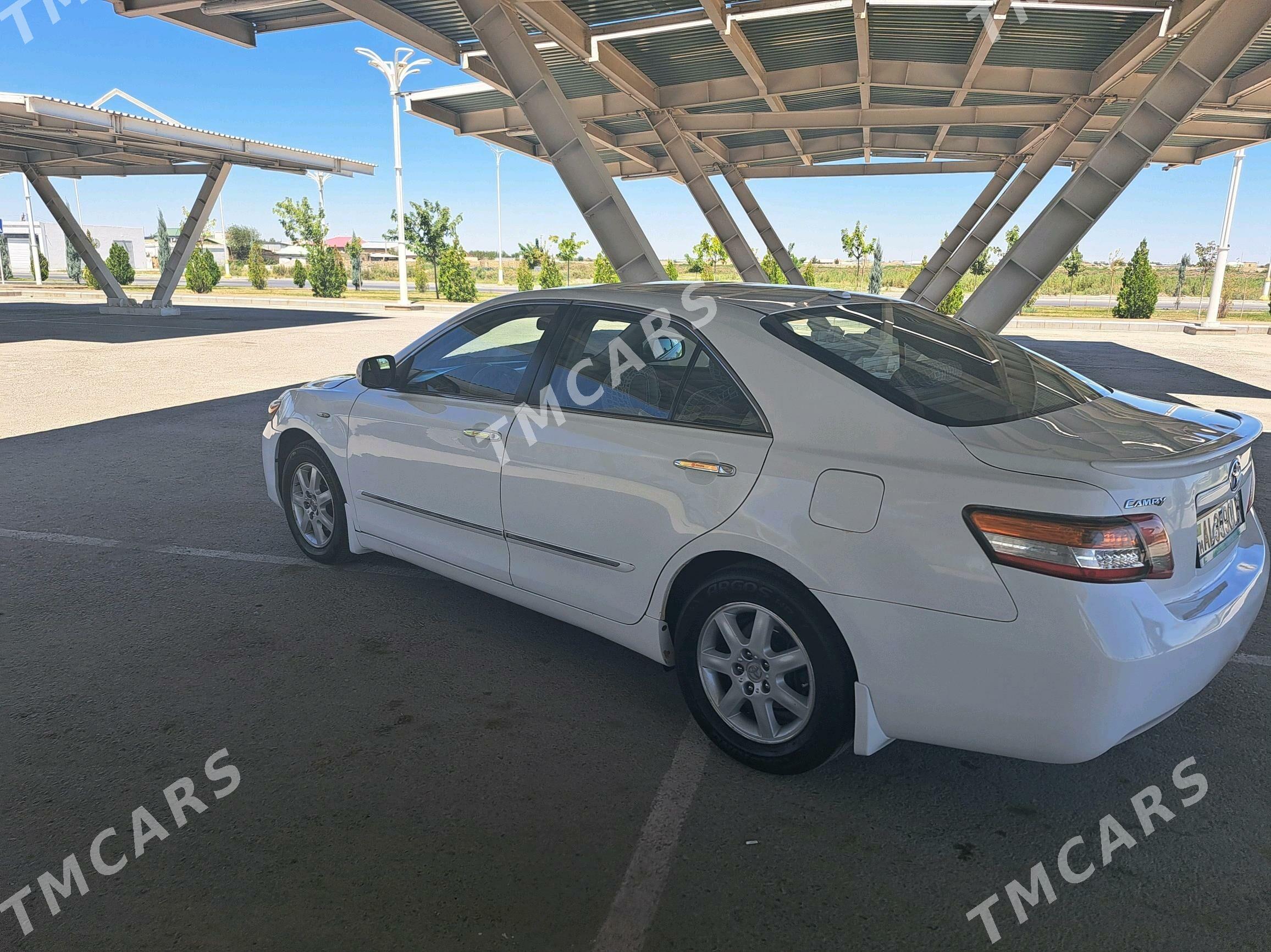 Toyota Camry 2010 - 130 000 TMT - Туркменабат - img 4