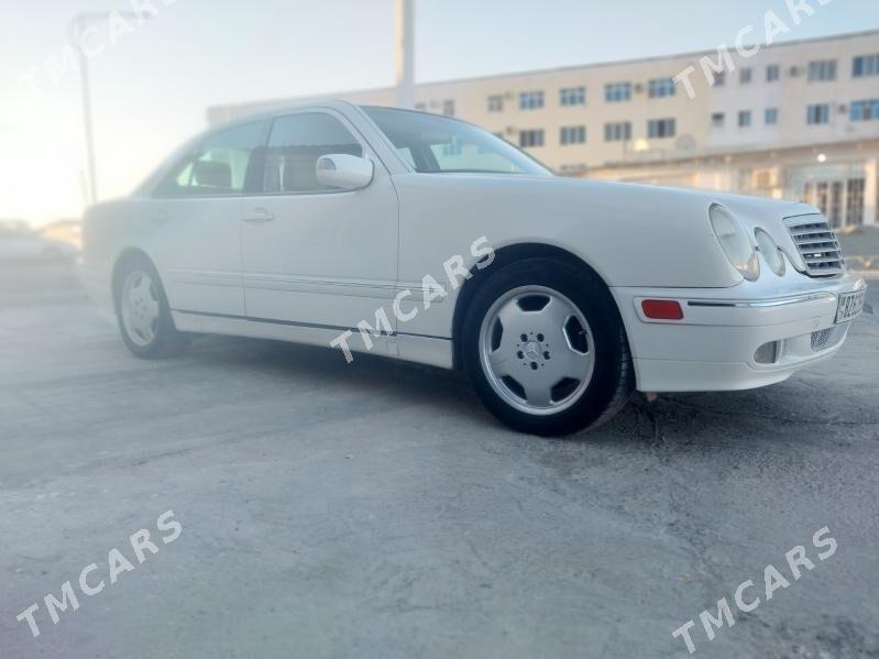 Mercedes-Benz E320 2000 - 115 000 TMT - Туркменабат - img 1