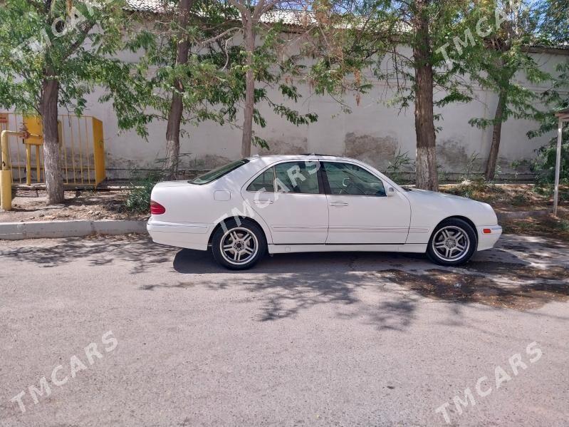 Mercedes-Benz E320 2000 - 115 000 TMT - Туркменабат - img 8