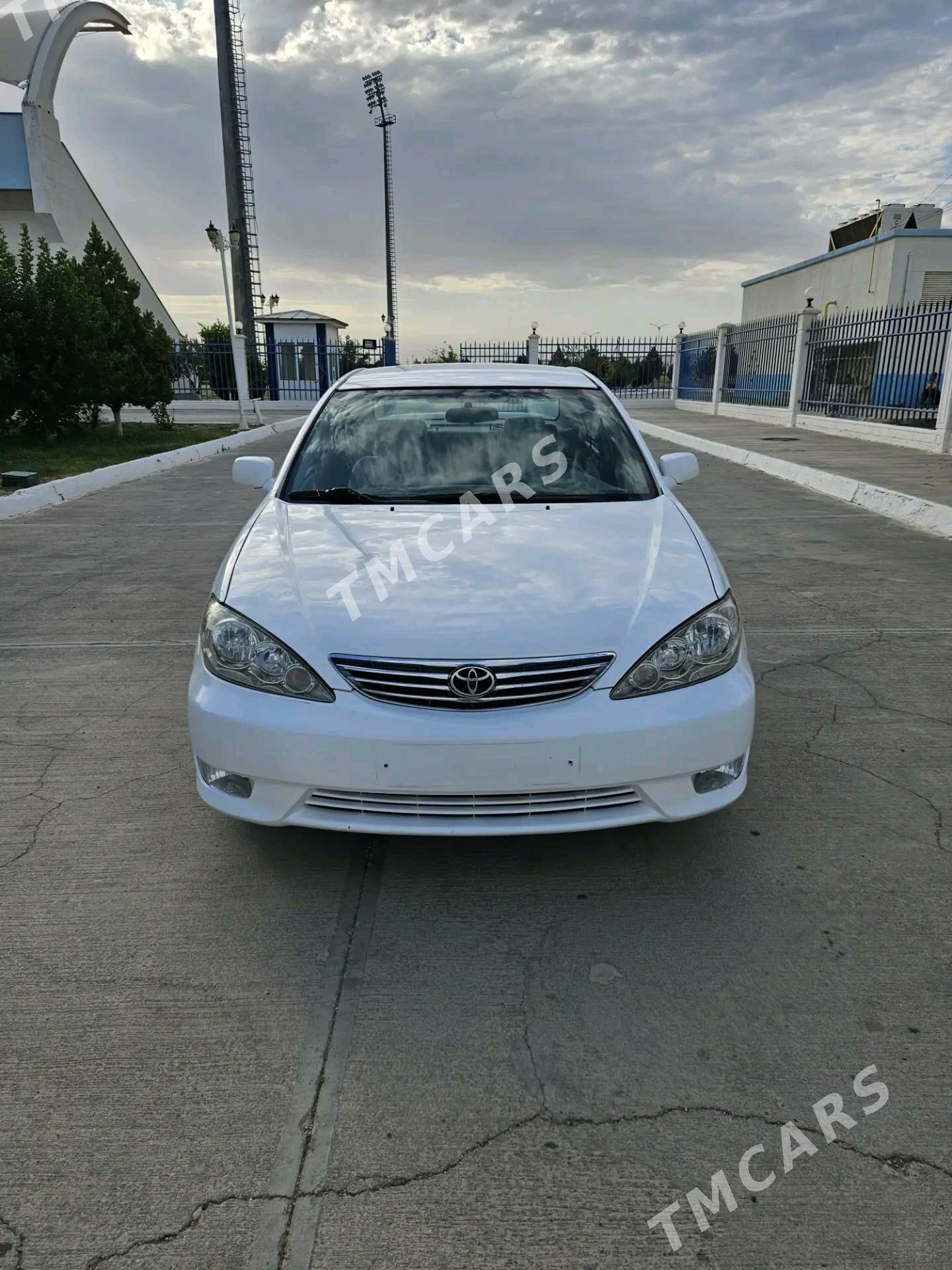 Toyota Camry 2004 - 150 000 TMT - Гызыларбат - img 8